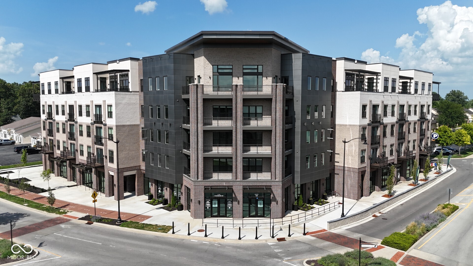 Homes for sale in Carmel, IN | 1155 S Rangeline Rd #506, Carmel, IN 46032 | MLS# 21992825