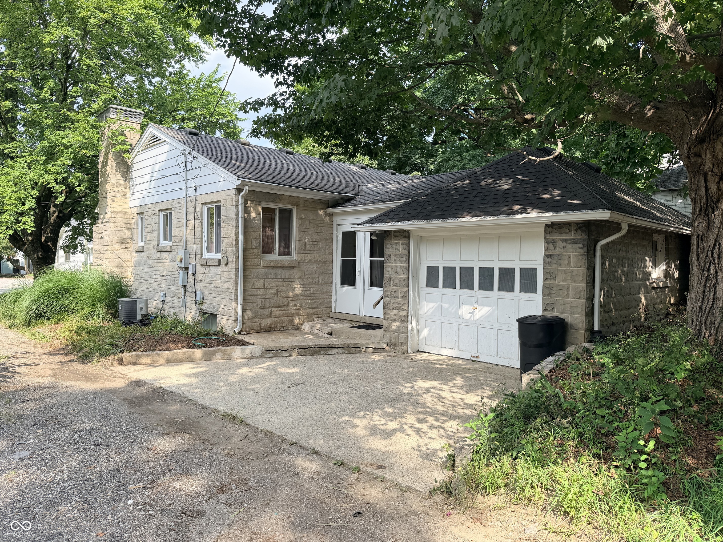 37th image of 812 S Grant Ave, Crawfordsville, IN 47933 | MLS# 22018063