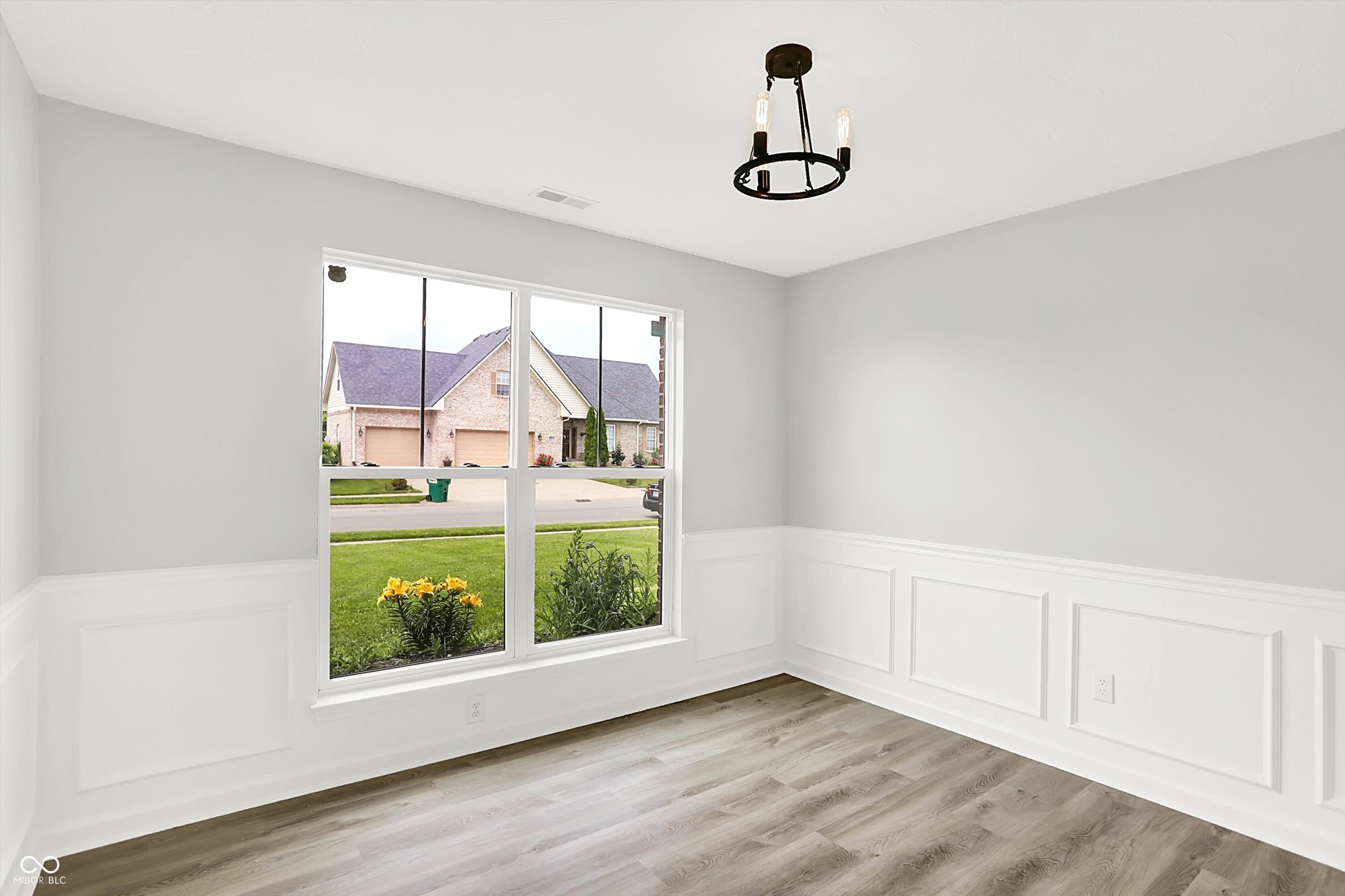 Homes for sale in Greenfield, IN | 1393 N Salem Ct, Greenfield, IN 46140 | MLS# 22021521