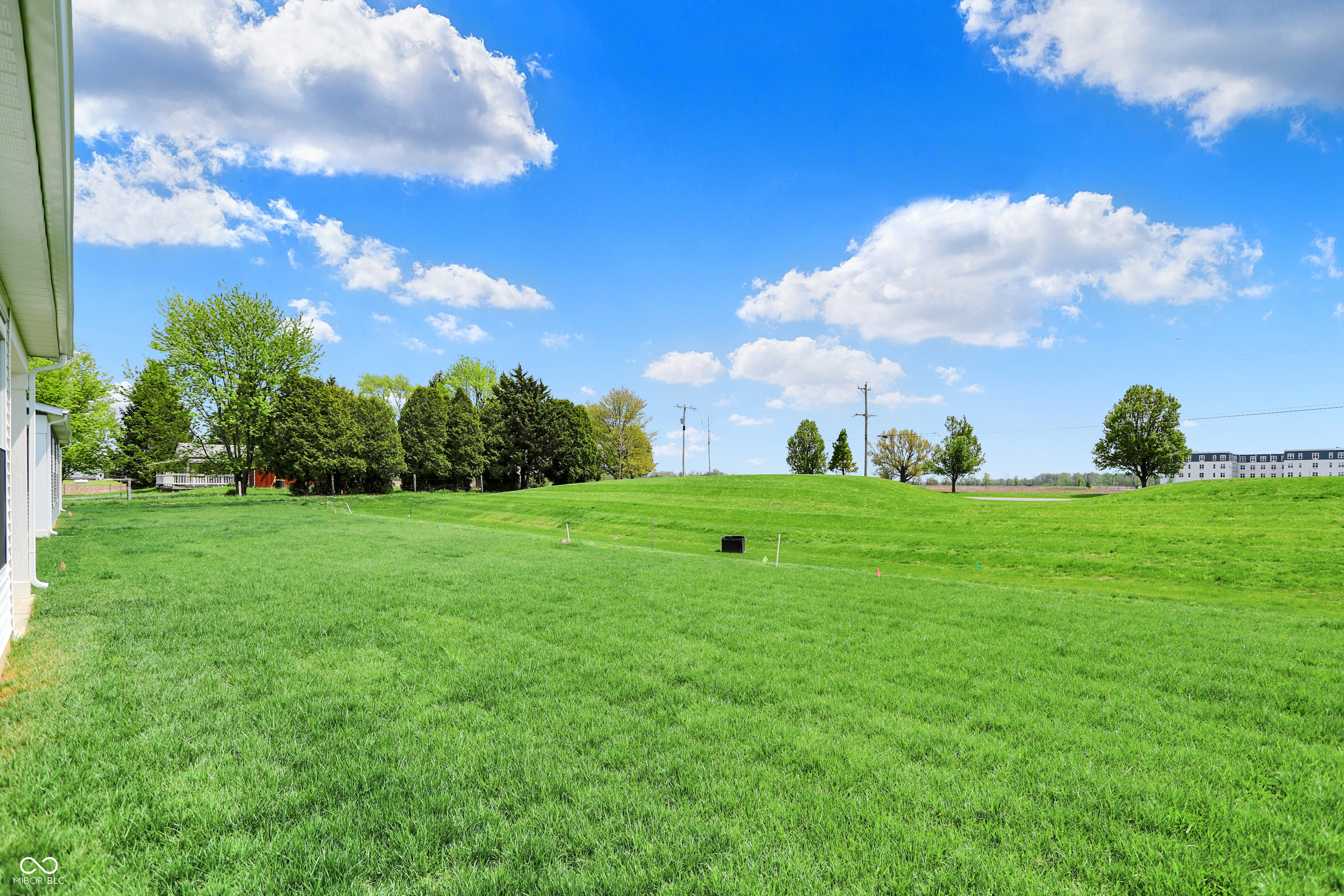 Homes for sale in Greenfield, IN | 1627 Clover Crossing Dr, Greenfield, IN 46140 | MLS# 22025169