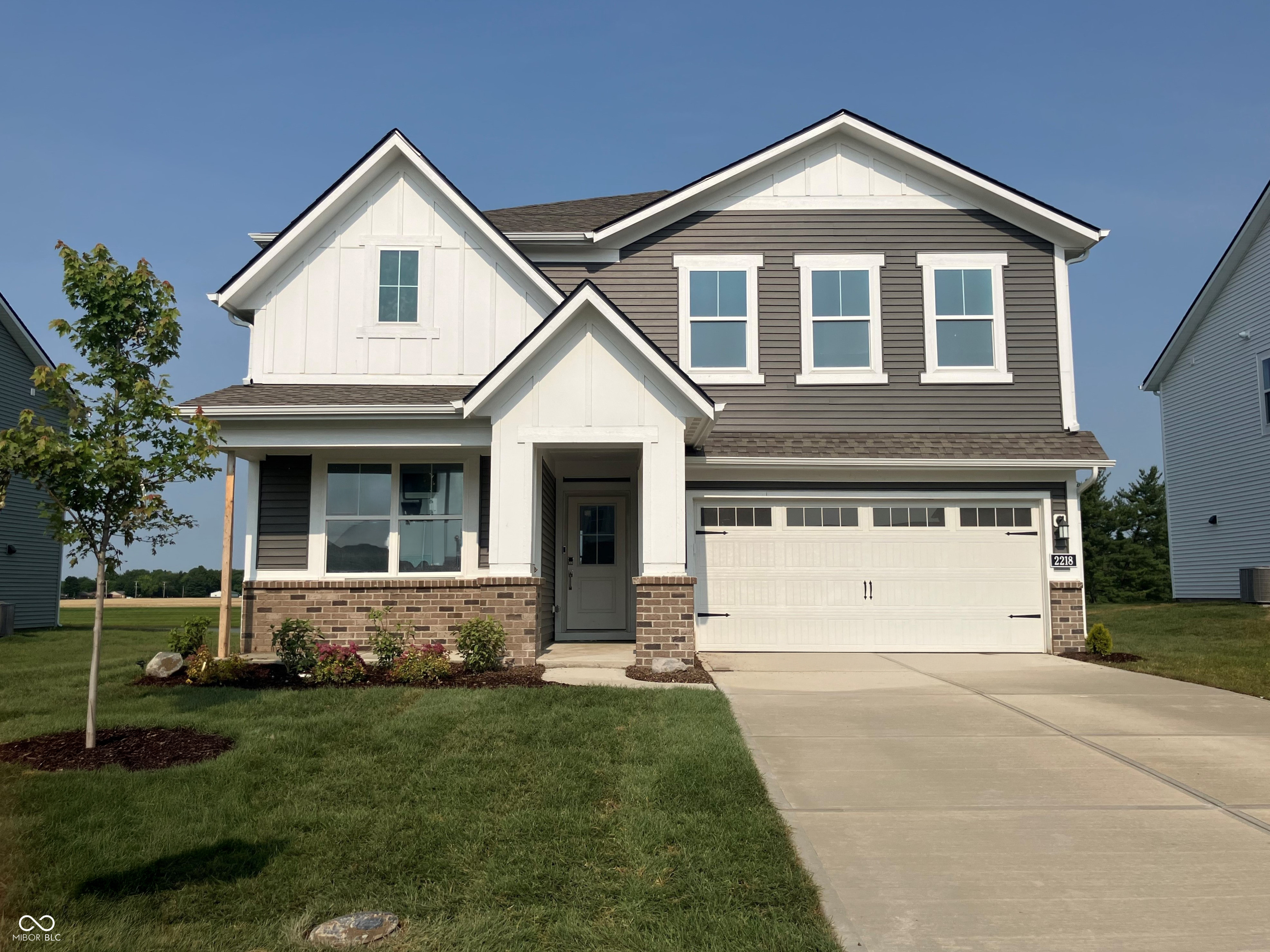 Homes for sale in Greenfield, IN | 2218 Boxwood Dr, Greenfield, IN 46140 | MLS# 22026461