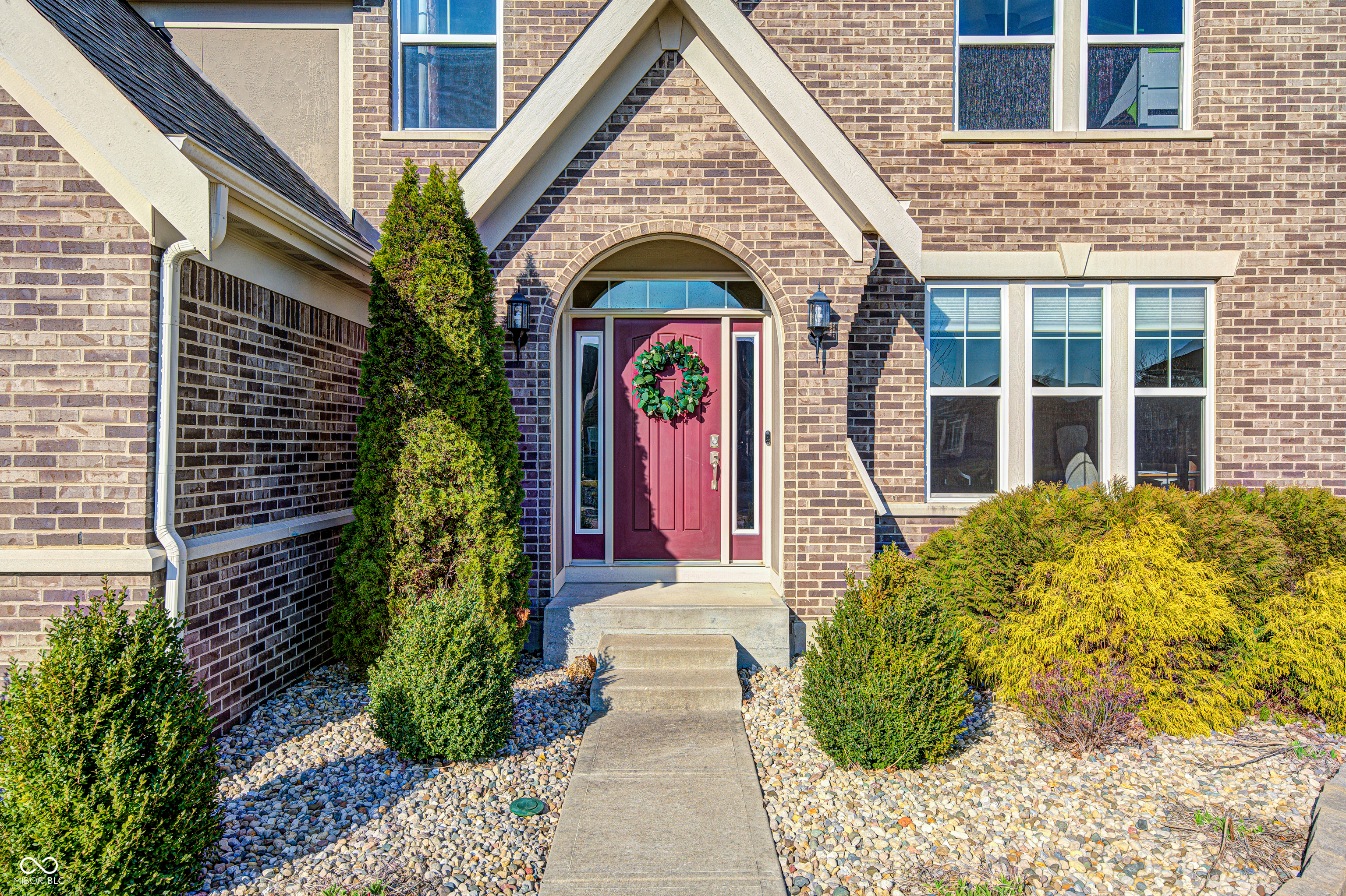 Homes for sale in Bargersville, IN | 5842 Oakmont Blvd, Bargersville, IN 46106 | MLS# 22027187