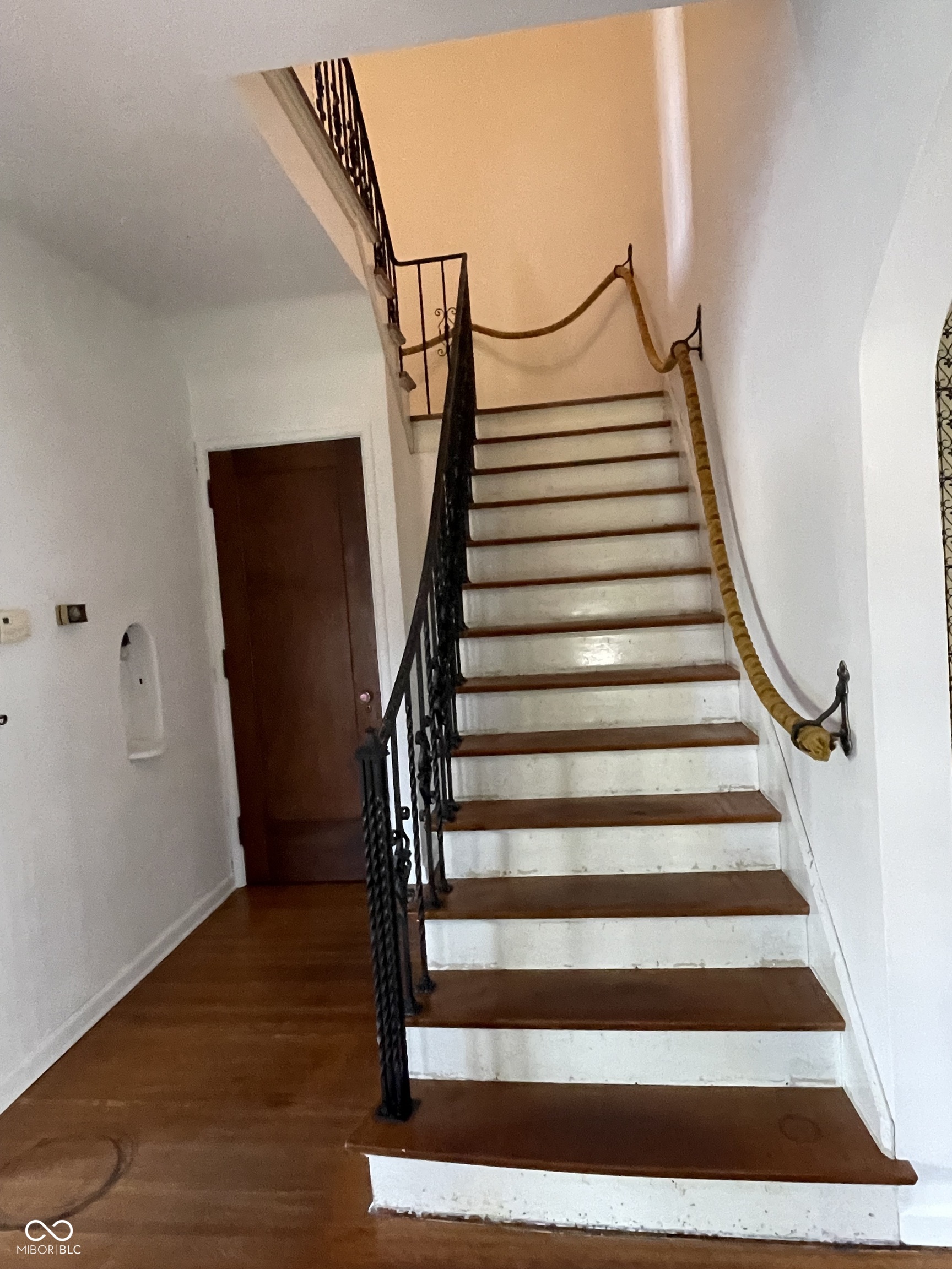 Homes for sale in Greenfield, IN | 302 E Main St, Greenfield, IN 46140 | MLS# 22035608