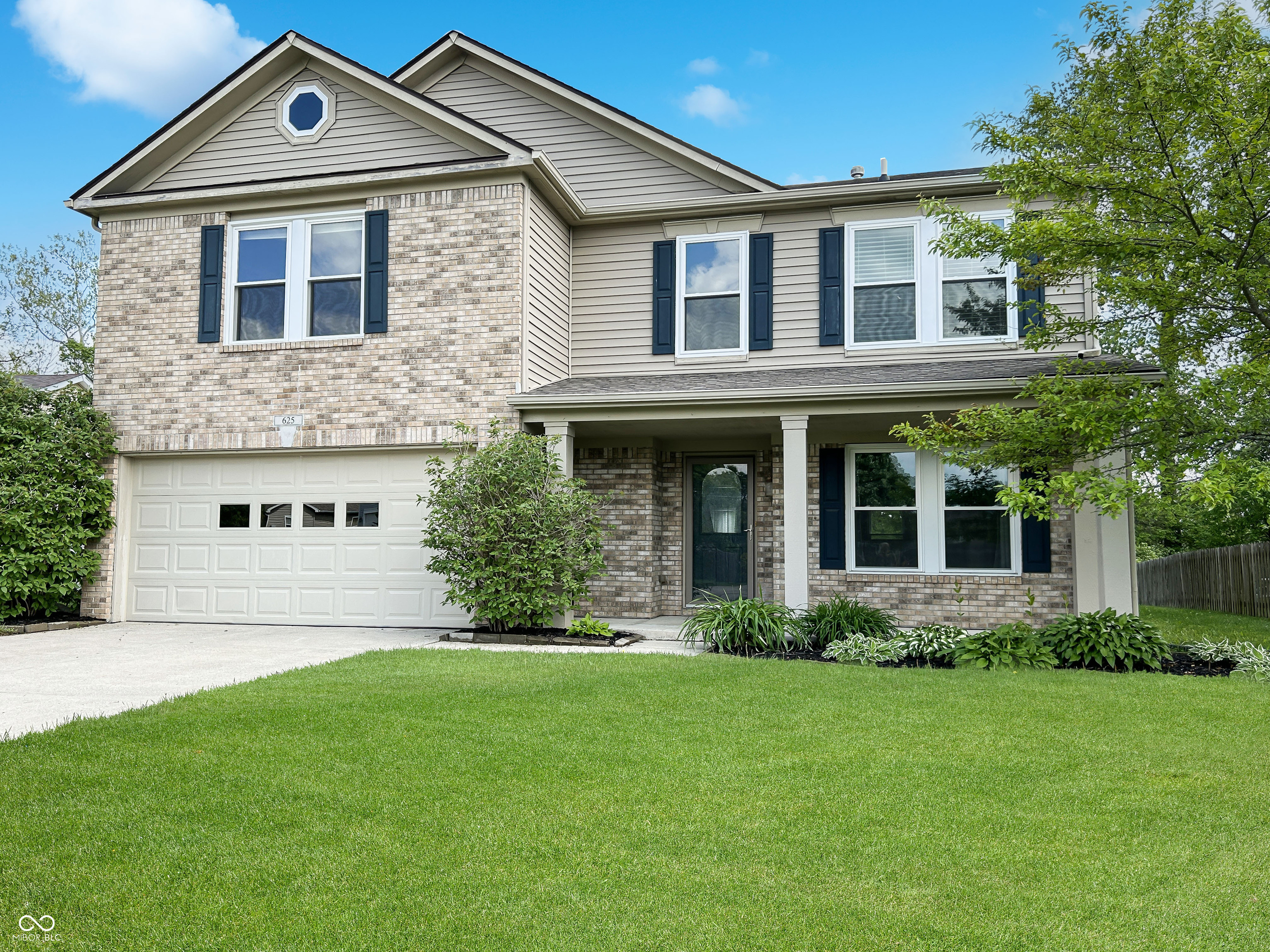 Homes for sale in Greenfield, IN | 625 Streamside Dr, Greenfield, IN 46140 | MLS# 22036678