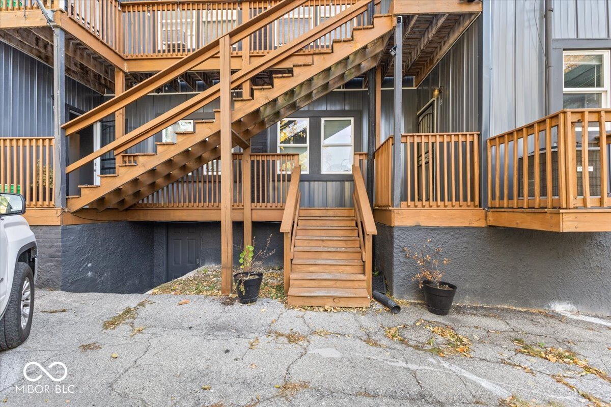 Homes for sale in Indianapolis, IN | 3818 Central Ave, Indianapolis, IN 46205 | MLS# 22037069