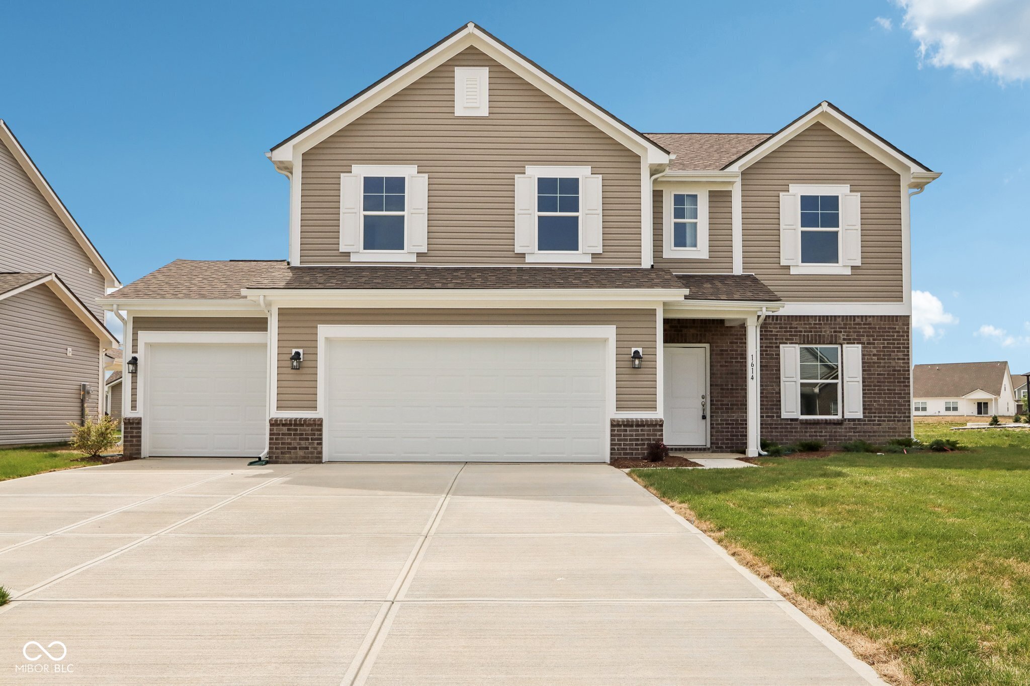 Homes for sale in Greenfield, IN | 1614 N Clearwater Dr, Greenfield, IN 46140 | MLS# 22037412