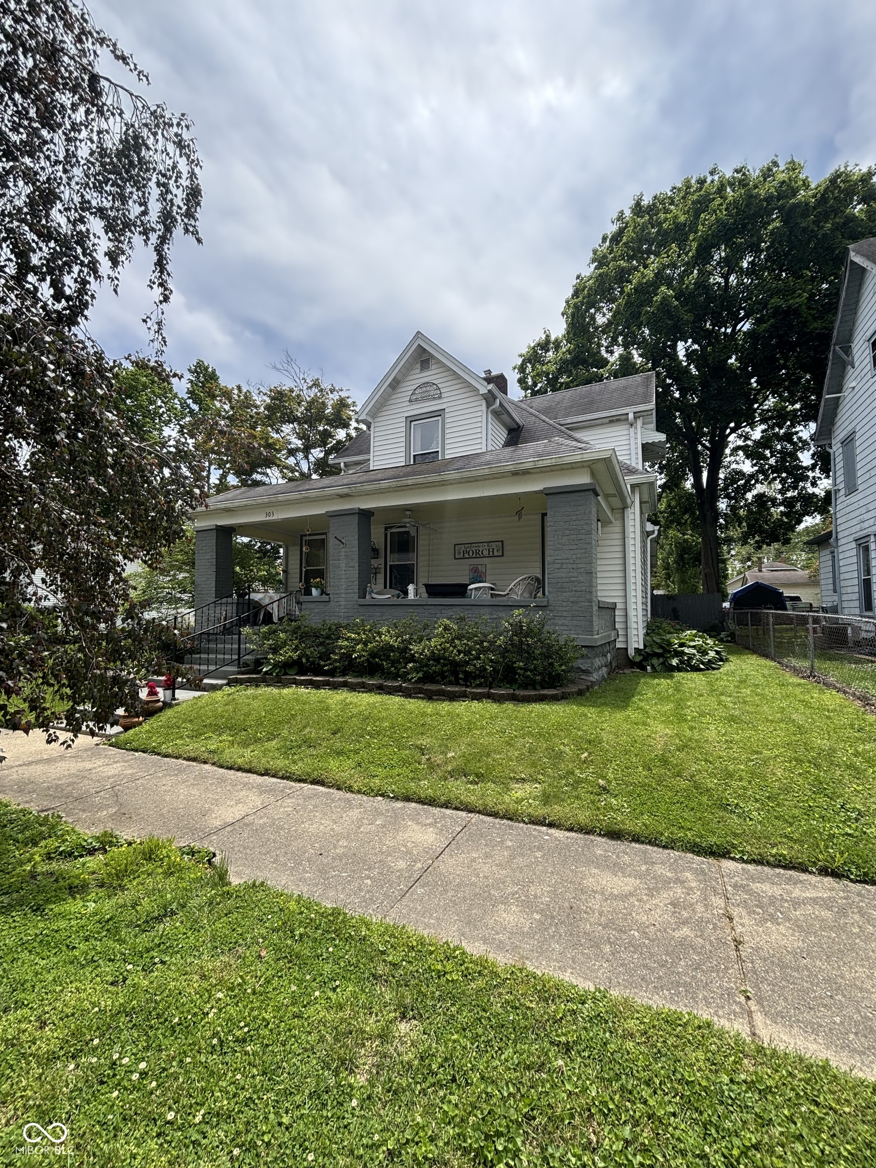 Homes for sale in Greenfield, IN | 303 Walnut St, Greenfield, IN 46140 | MLS# 22040898