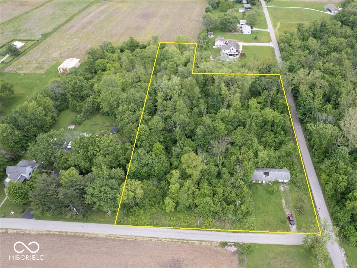 Homes for sale in Fairland, IN | 7512 W 800 N, Fairland, IN 46126 | MLS# 22041109