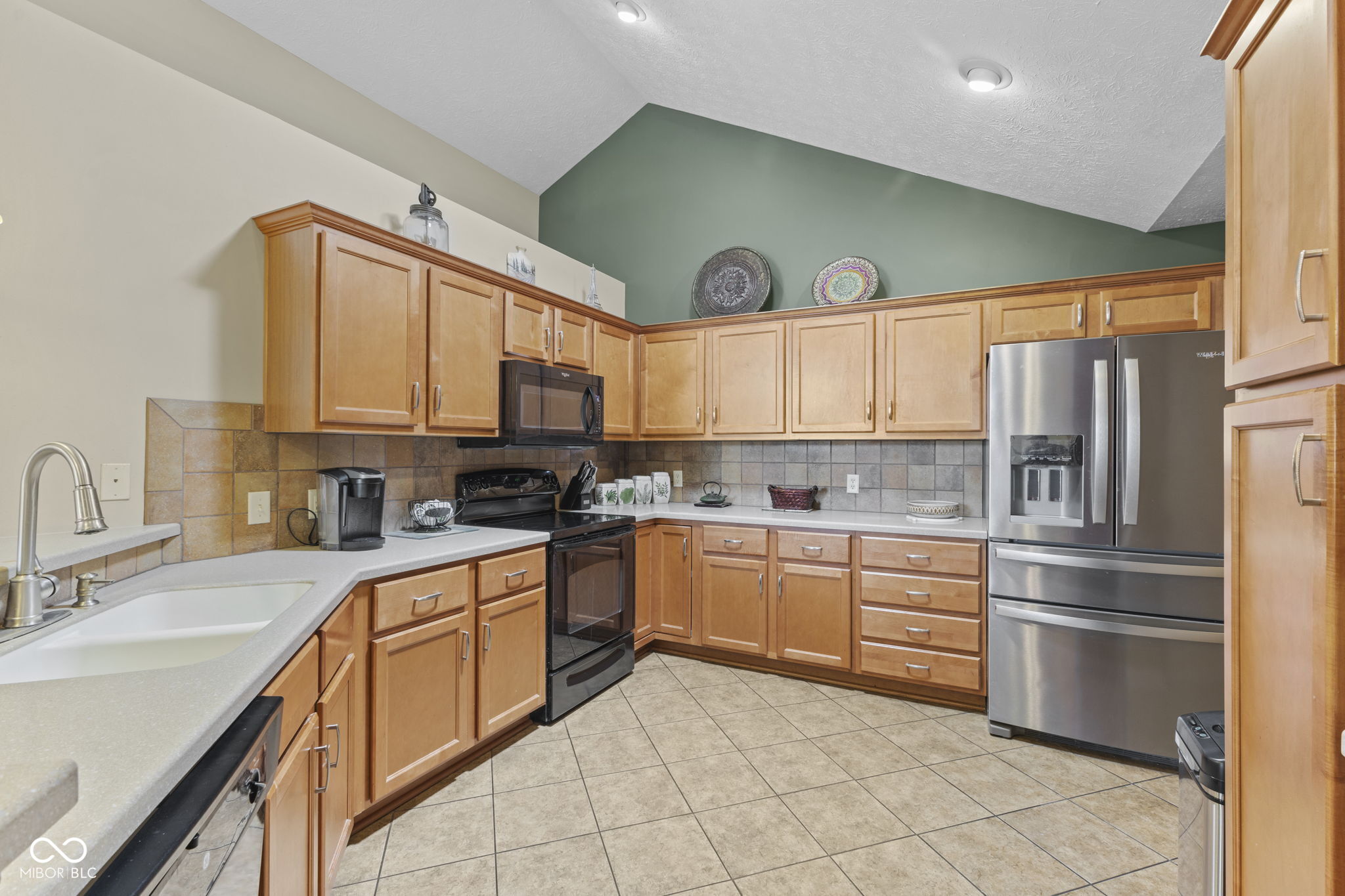 Homes for sale in Greenfield, IN | 1146 Distinctive Way, Greenfield, IN 46140 | MLS# 22041902