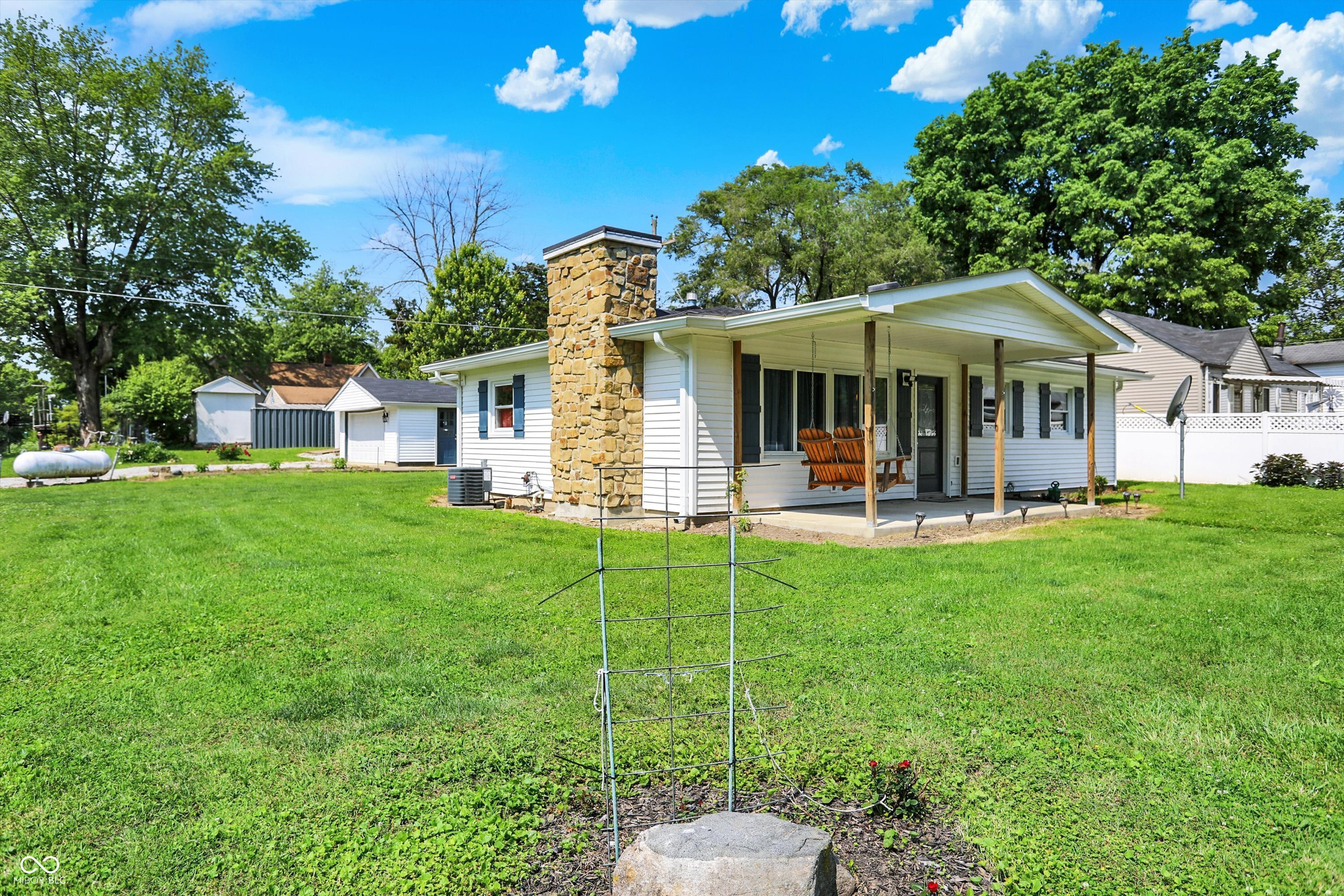 Homes for sale in Fairland, IN | 7455 W 700 N, Fairland, IN 46126 | MLS# 22042895