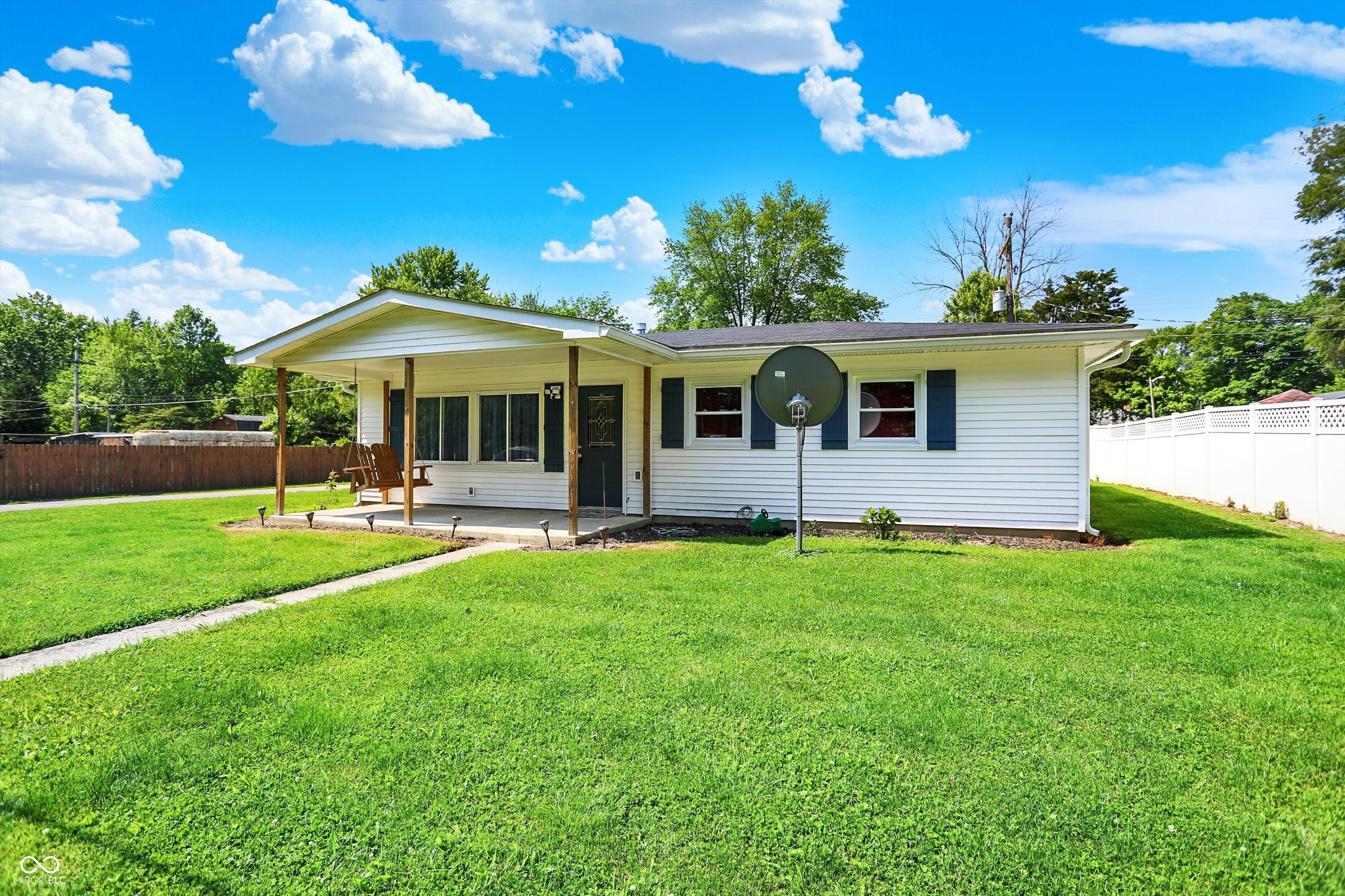 Homes for sale in Fairland, IN | 7455 W 700 N, Fairland, IN 46126 | MLS# 22042895