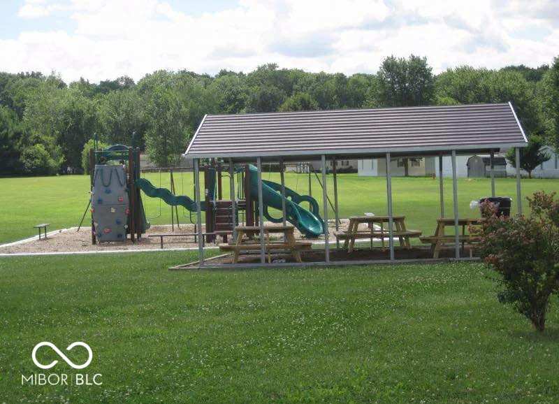 Homes for sale in Cloverdale, IN | 318 Lazy River Rd, Cloverdale, IN 46120 | MLS# 22043599