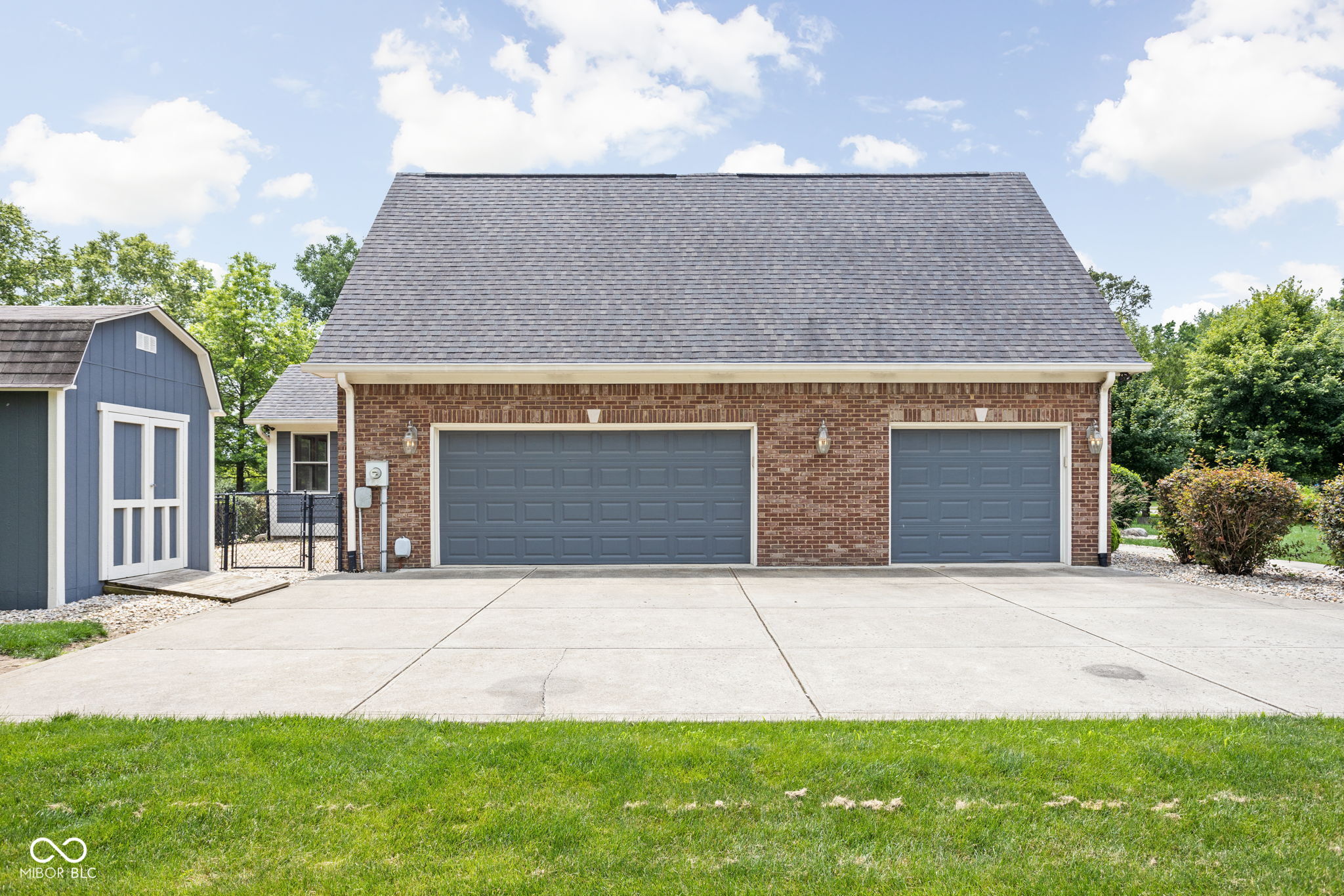 Homes for sale in Greenfield, IN | 5695 N Red Oak Dr, Greenfield, IN 46140 | MLS# 22043962