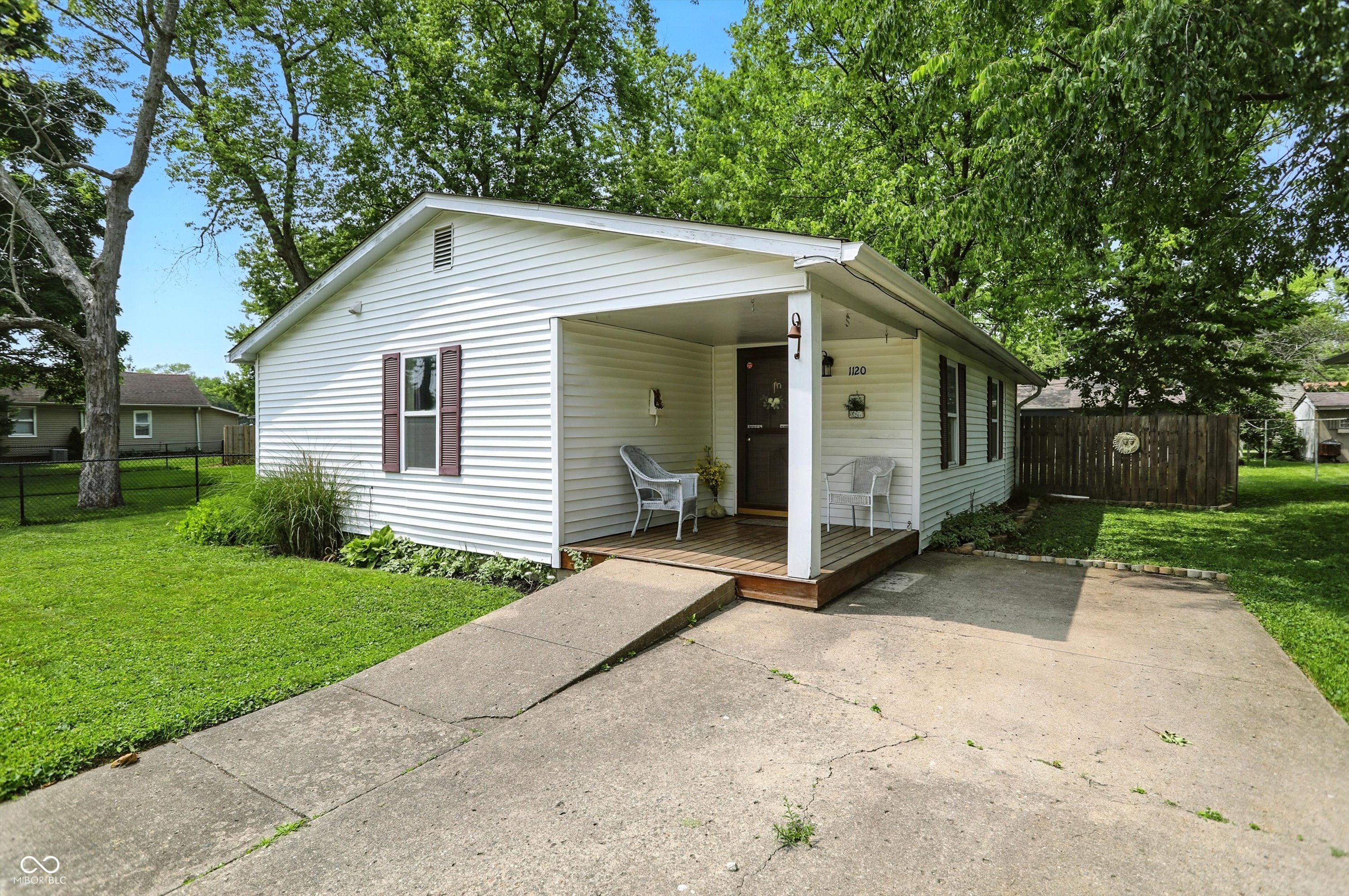Homes for sale in Greenfield, IN | 1120 W 5th St, Greenfield, IN 46140 | MLS# 22044157