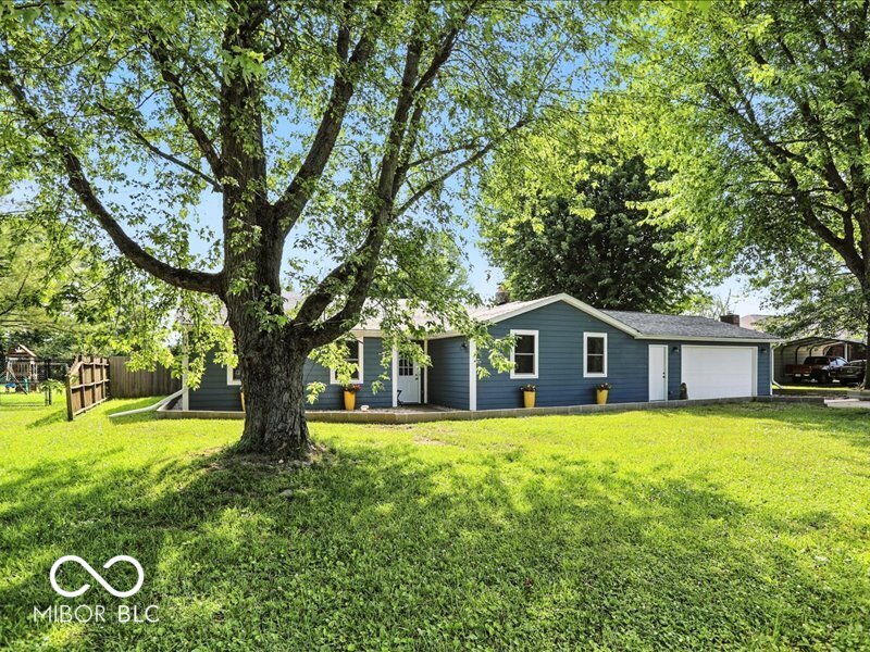 Homes for sale in Fairland, IN | 11093 N Pheasant Run, Fairland, IN 46126 | MLS# 22048303