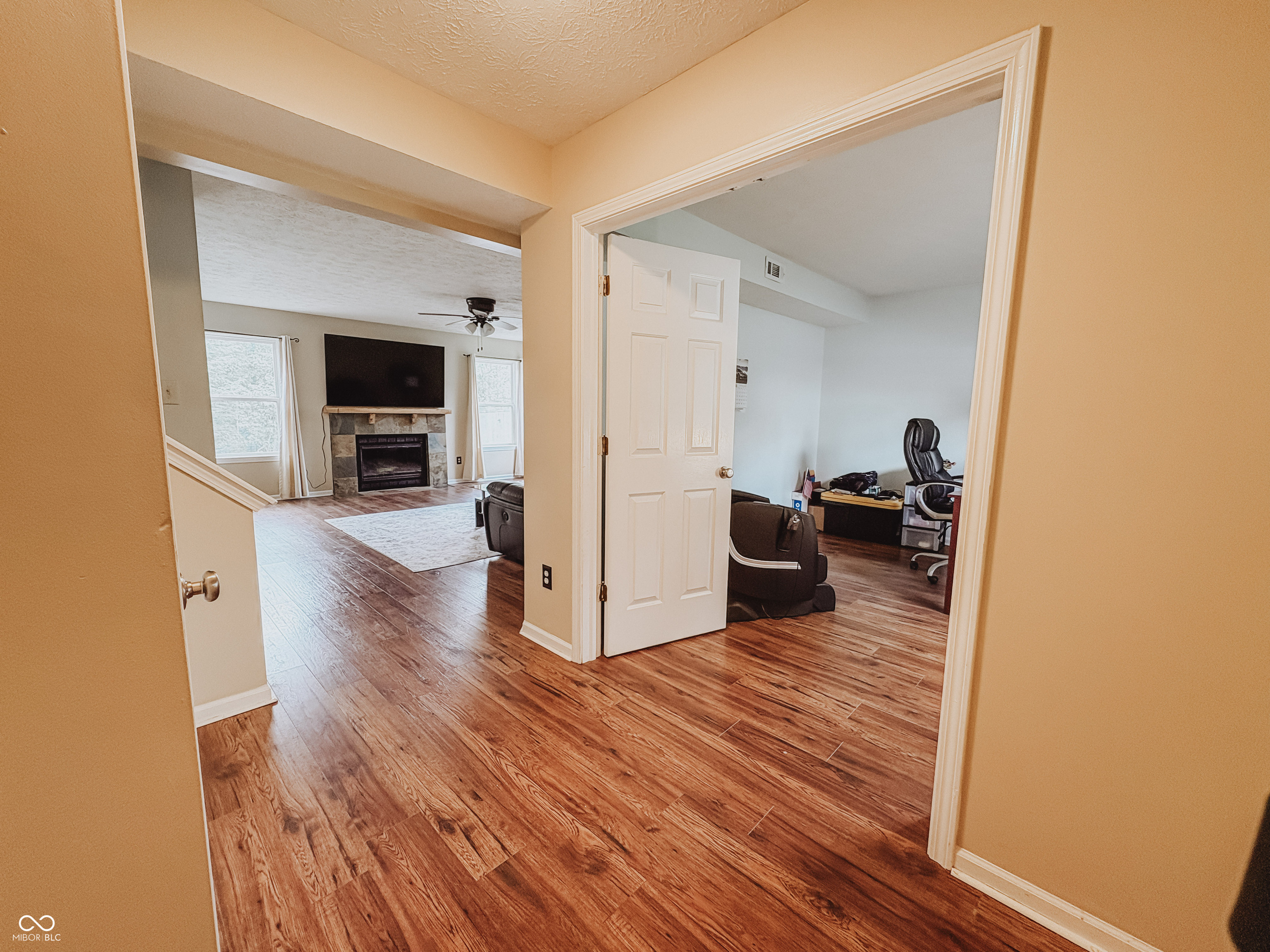 Homes for sale in Greenwood, IN | 1381 Harrison Dr, Greenwood, IN 46143 | MLS# 22049245