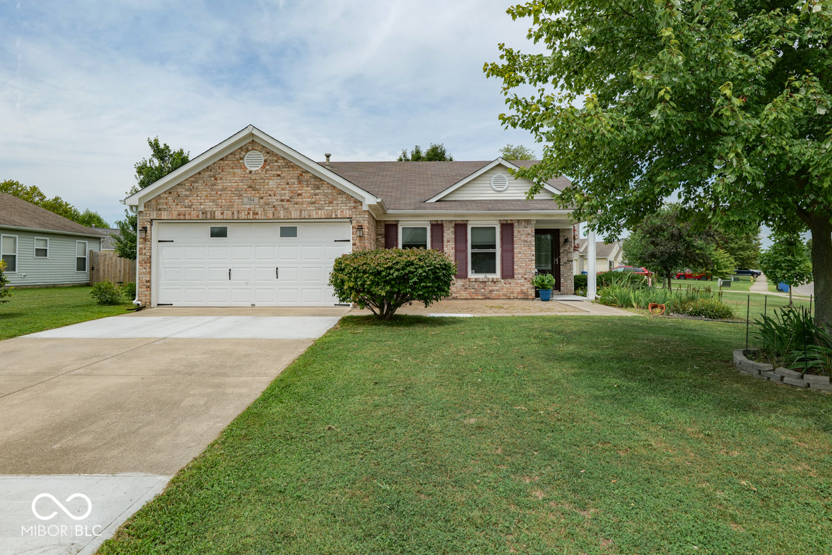 Homes for sale in Greenfield, IN | 784 Runnymede Dr, Greenfield, IN 46140 | MLS# 22054893