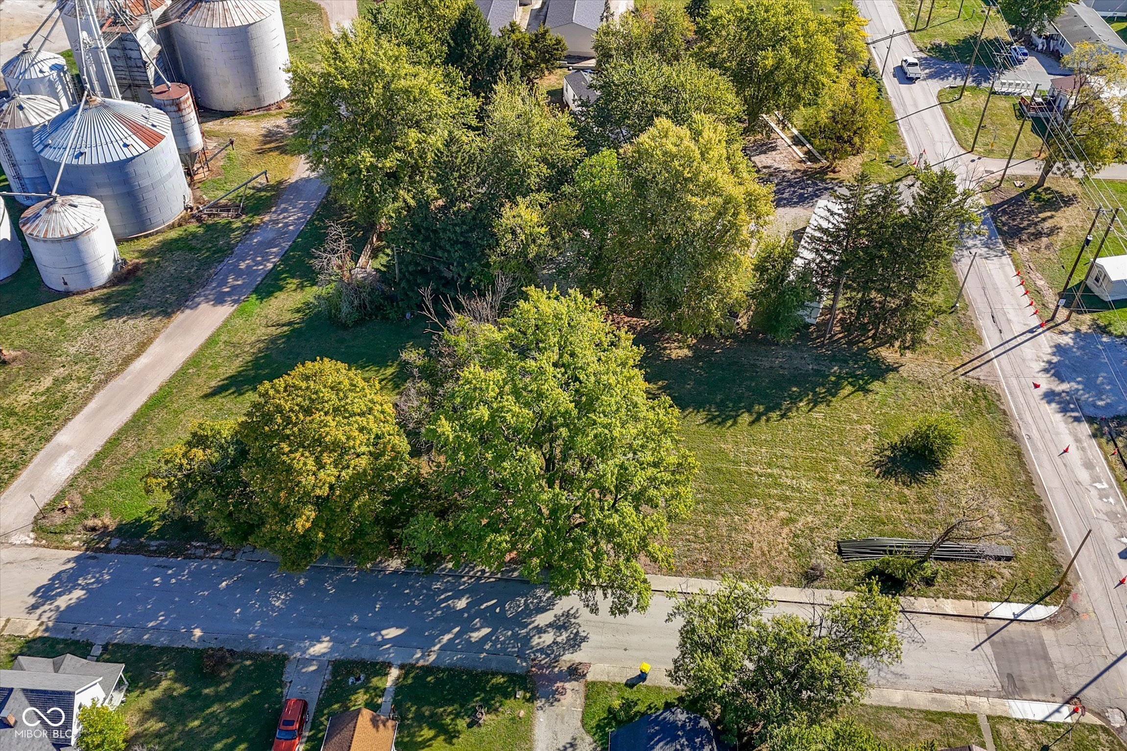 Homes for sale in Sheridan, IN | 903&905 S Georgia St, Sheridan, IN 46069 | MLS# 22067031