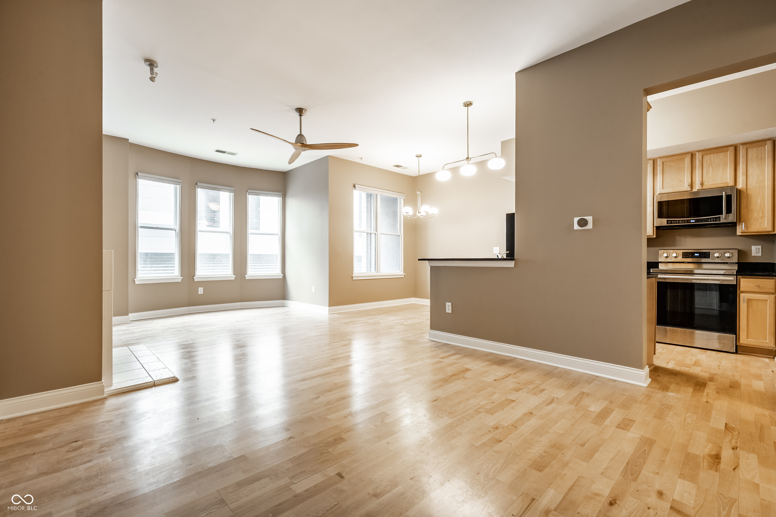 Homes for sale in Indianapolis, IN | 355 E Ohio St #STE 111, Indianapolis, IN 46204 | MLS# 22070440