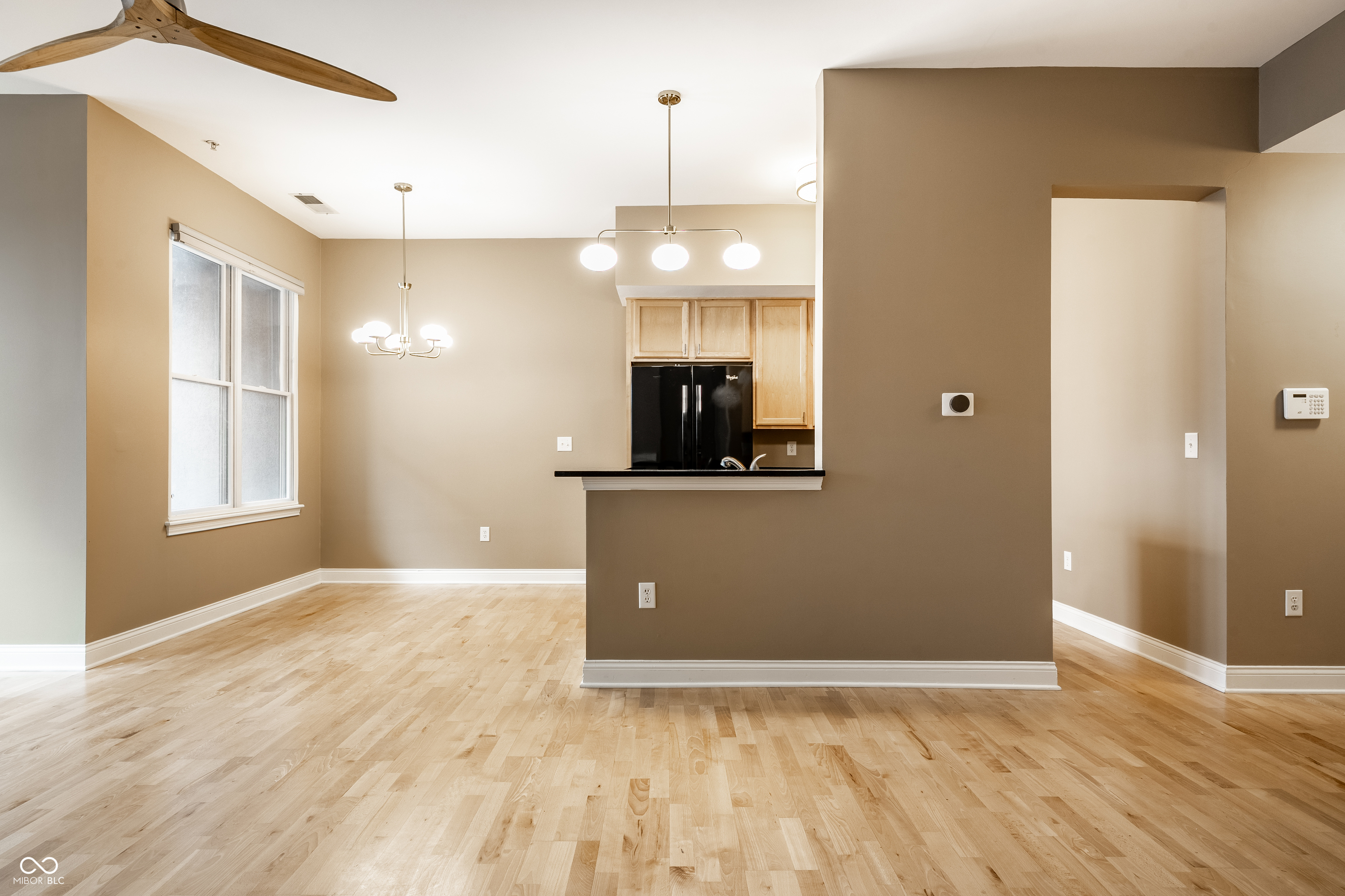 Homes for sale in Indianapolis, IN | 355 E Ohio St #STE 111, Indianapolis, IN 46204 | MLS# 22070440