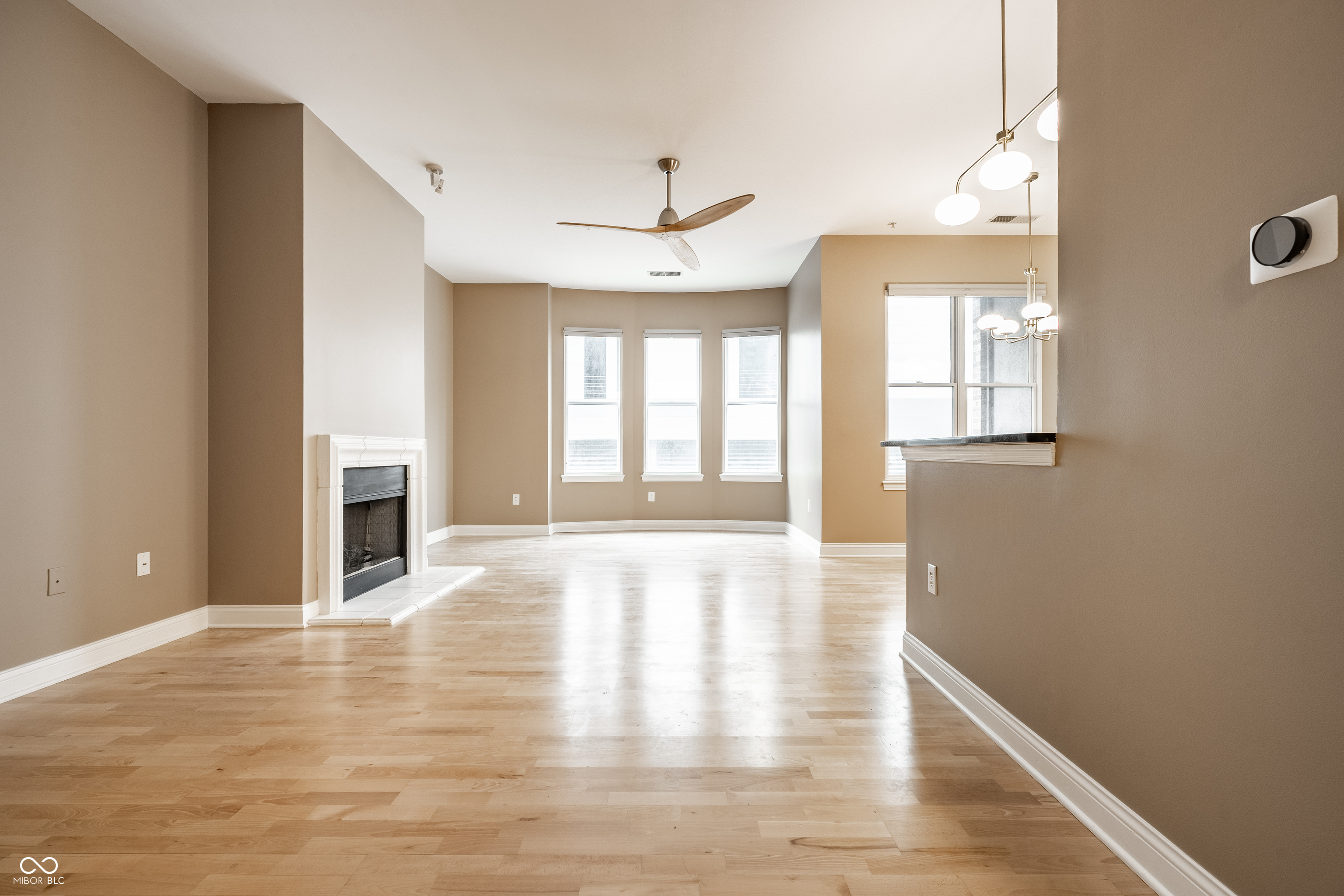 Homes for sale in Indianapolis, IN | 355 E Ohio St #STE 111, Indianapolis, IN 46204 | MLS# 22070440