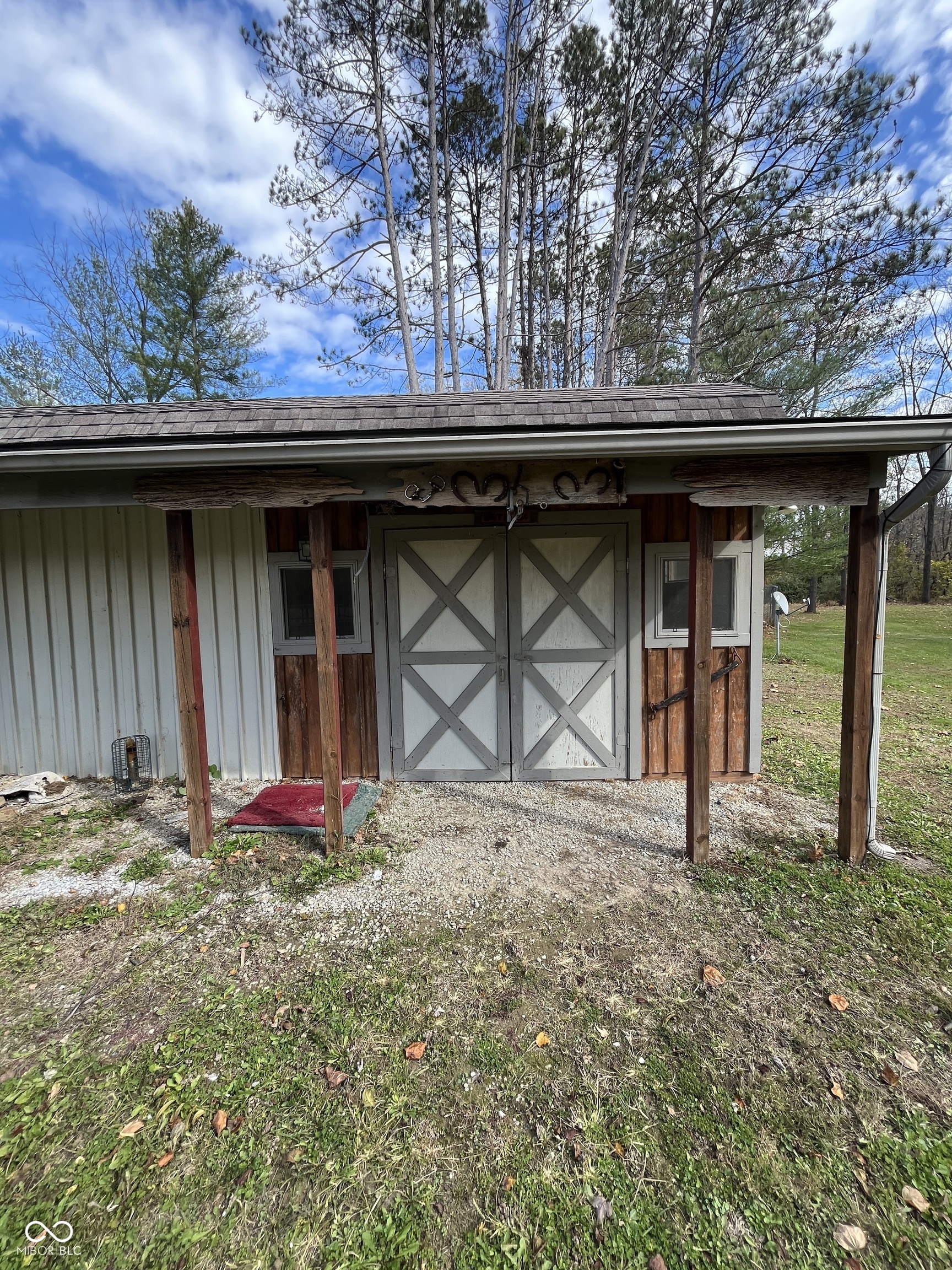 Homes for sale in Nashville, IN | 4007 E State Road 46, Nashville, IN 47448 | MLS# 22071495