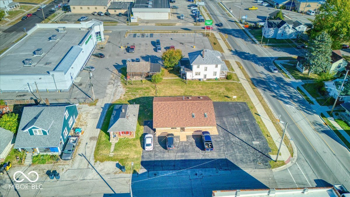 Homes for sale in Frankfort, IN | 506 W Walnut St, Frankfort, IN 46041 | MLS# 22072870