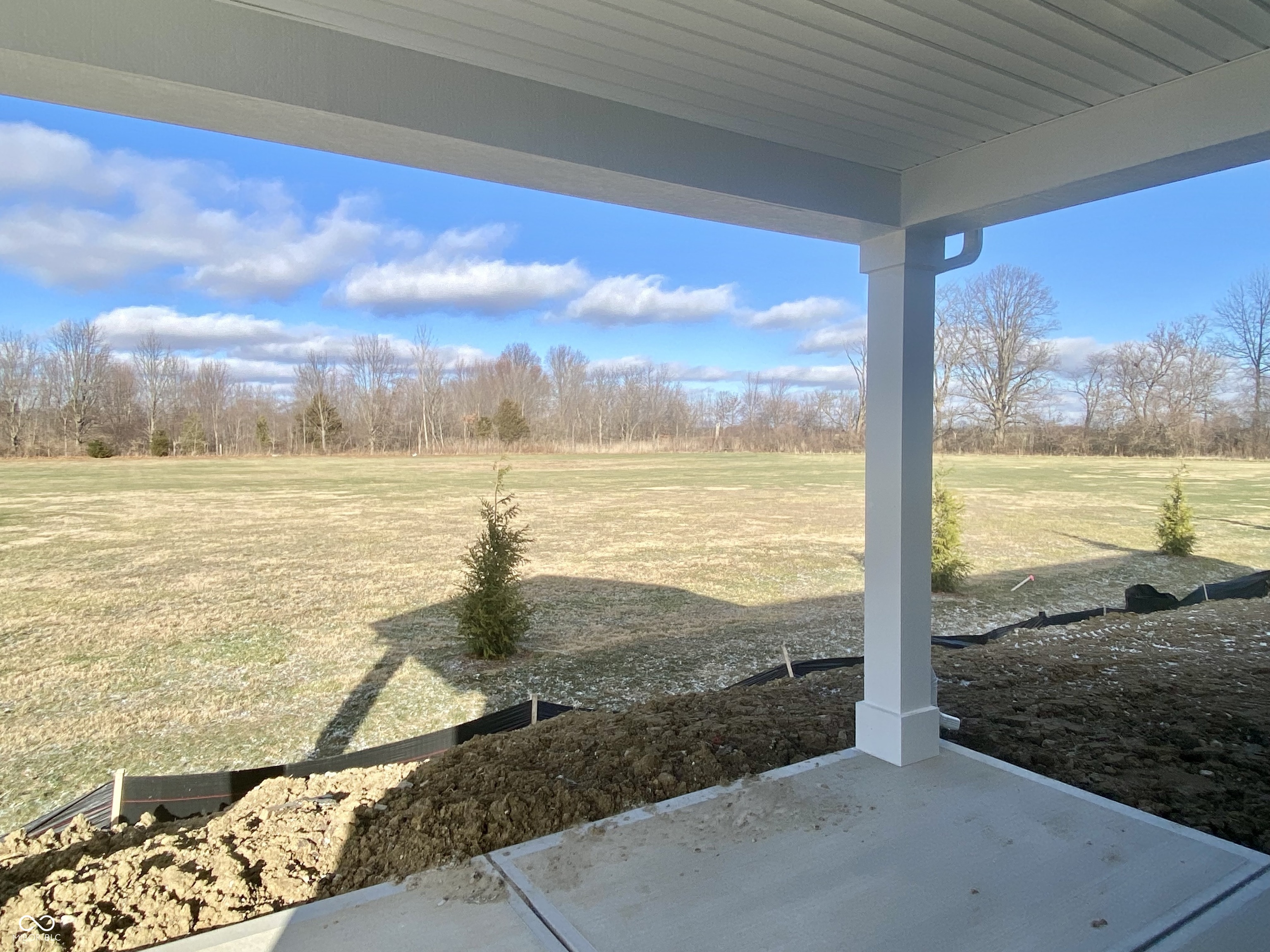 Homes for sale in Danville, IN | 2072 Bouquet Dr, Danville, IN 46122 | MLS# 22074344