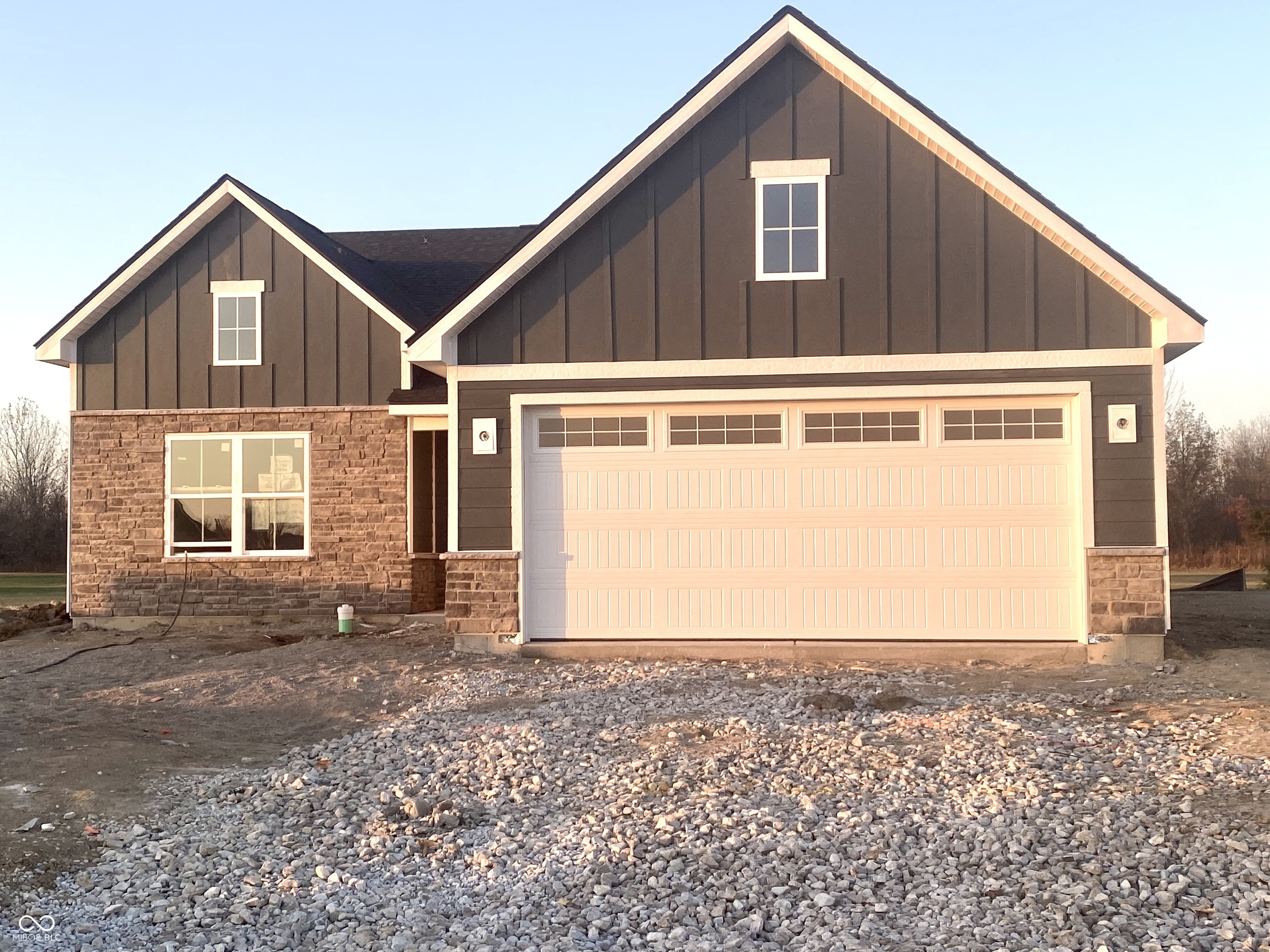 Homes for sale in Danville, IN | 2072 Bouquet Dr, Danville, IN 46122 | MLS# 22074344