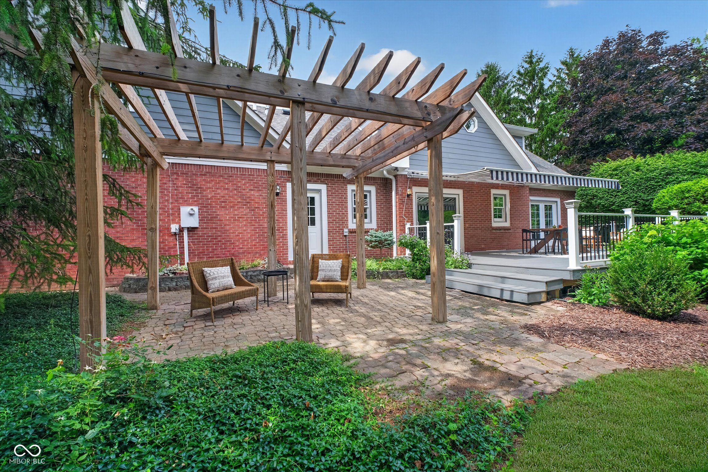 2nd image of 2119 Scarlet Oak Dr, Avon, IN 46123 | MLS# 22076514