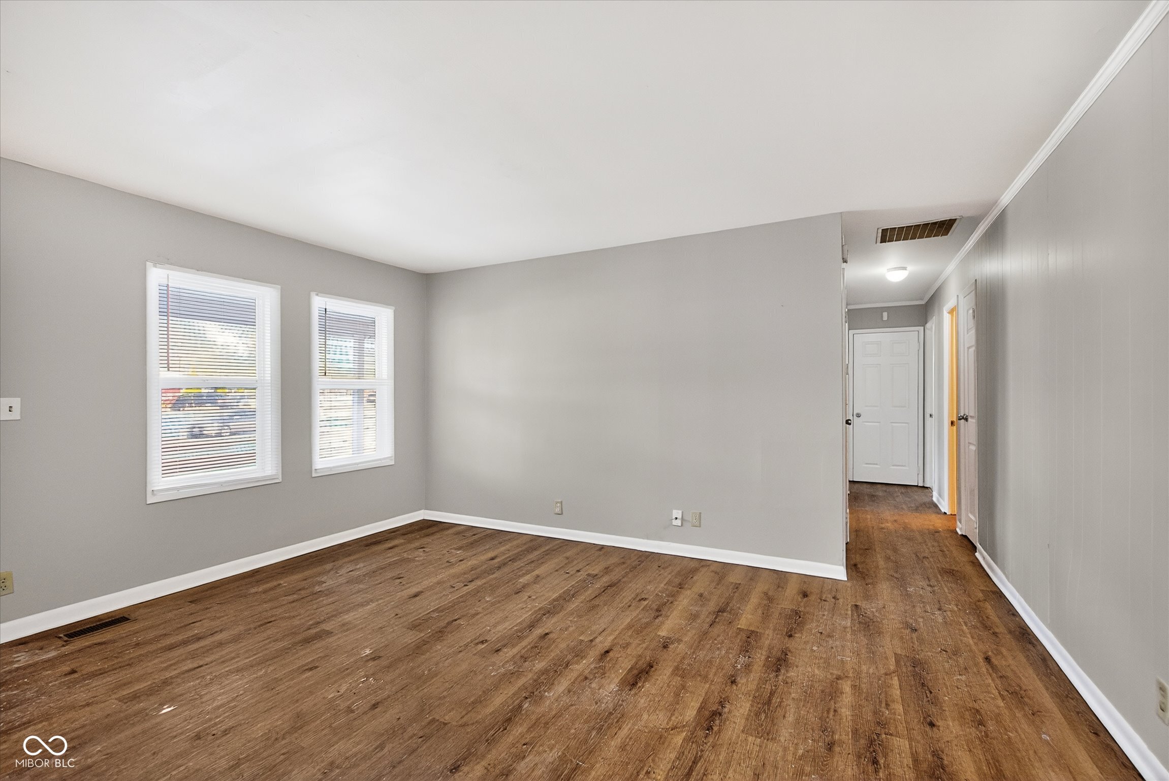 Homes for sale in Indianapolis, IN | 8603 E 42Nd Pl, Indianapolis, IN 46226 | MLS# 22077270