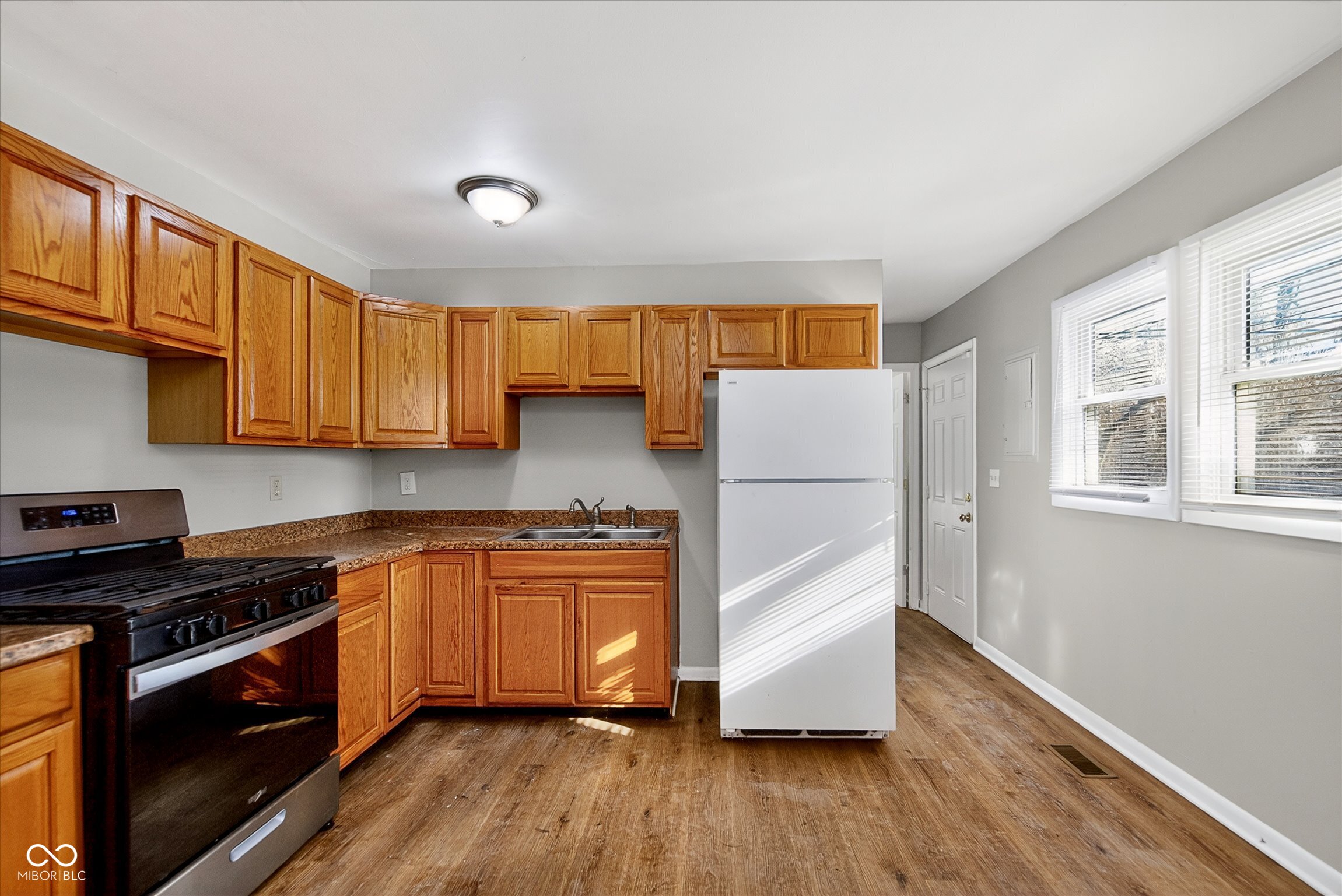 Homes for sale in Indianapolis, IN | 8603 E 42Nd Pl, Indianapolis, IN 46226 | MLS# 22077270