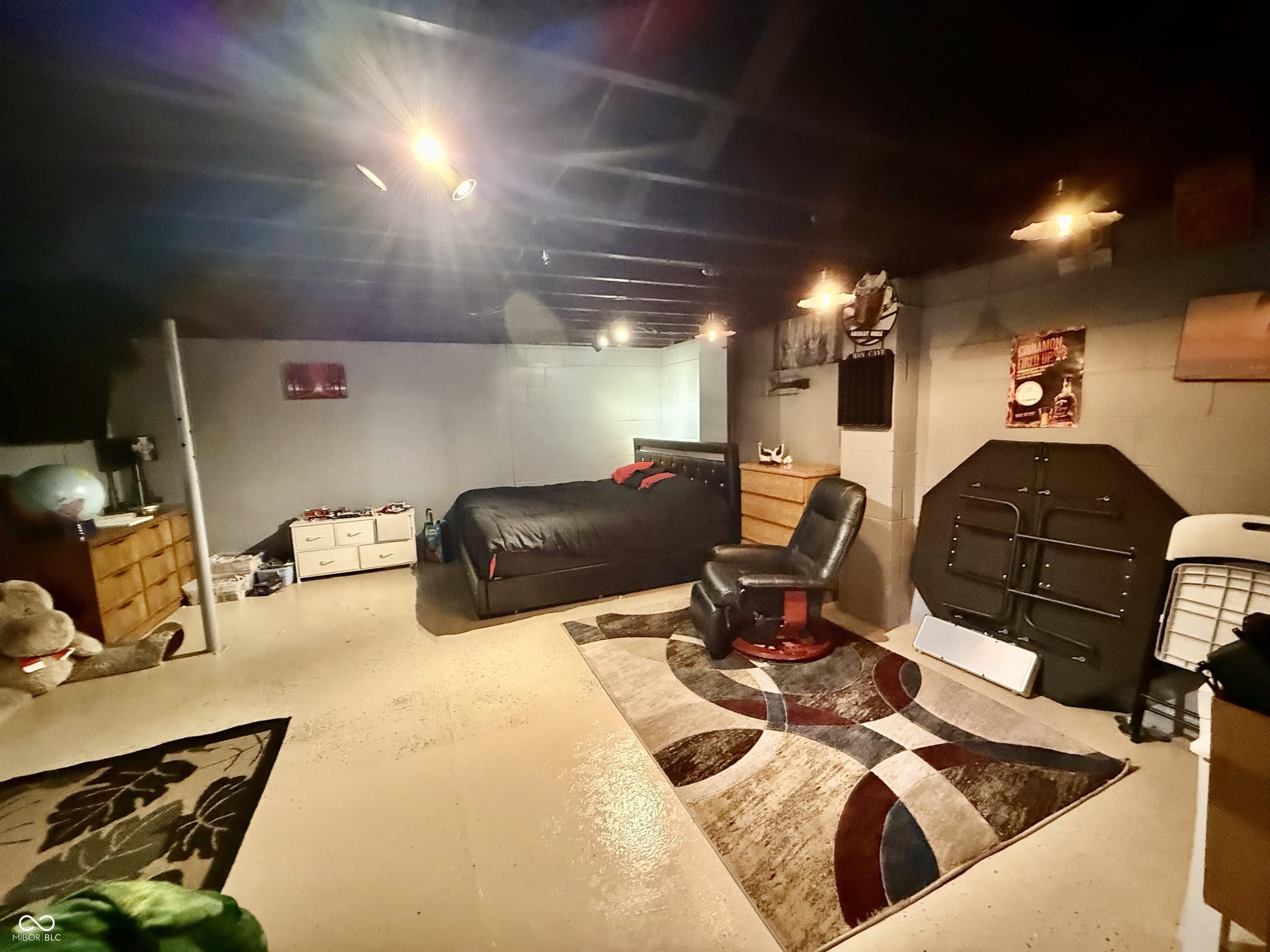 Homes for sale in Williamsport, IN | 129 E Center St, Williamsport, IN 47993 | MLS# 22077309