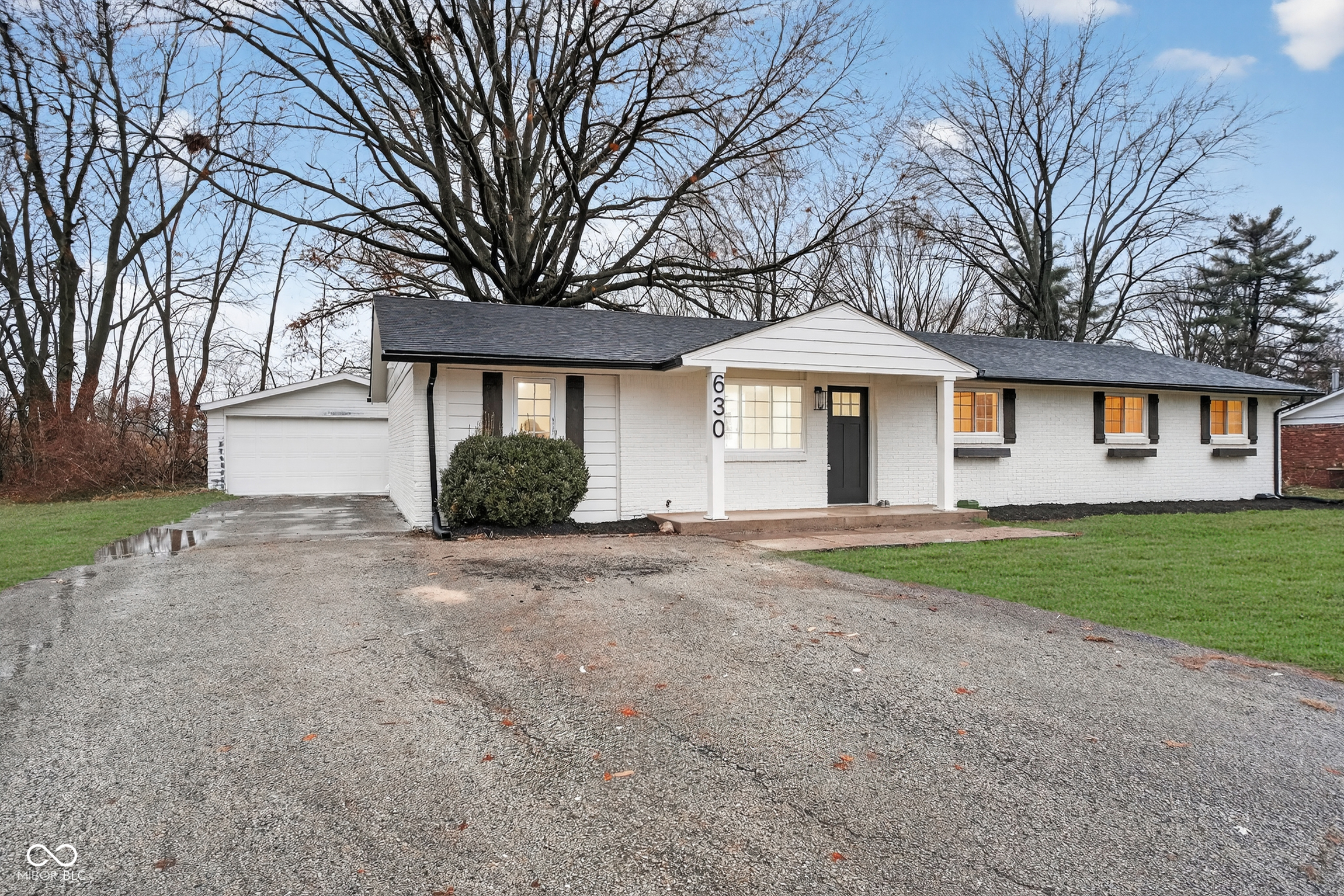 Homes for sale in Zionsville, IN | 630 Karen Dr, Zionsville, IN 46077 | MLS# 22077313