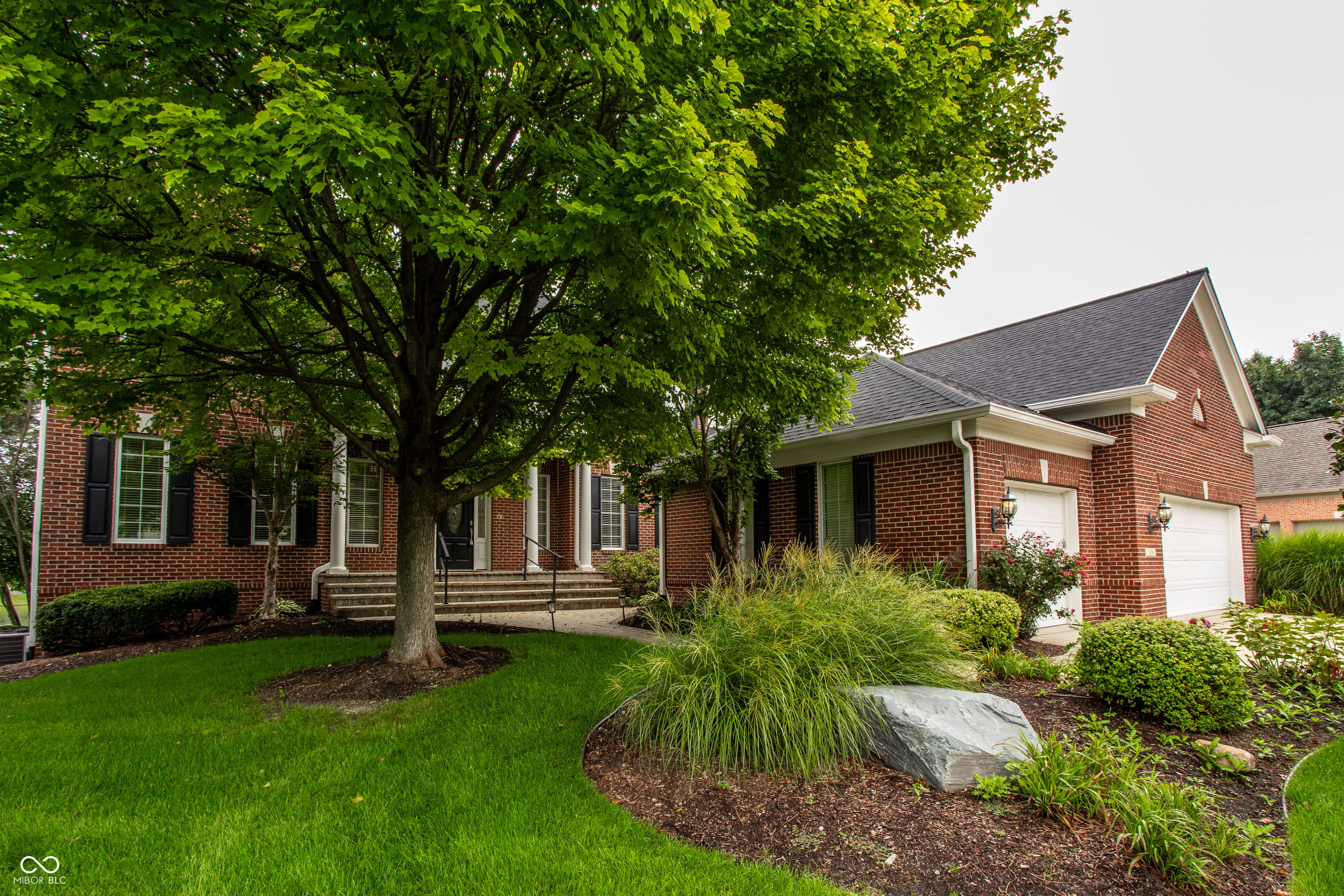 2nd image of 8039 Heyward Dr, Indianapolis, IN 46250 | MLS# 22078432