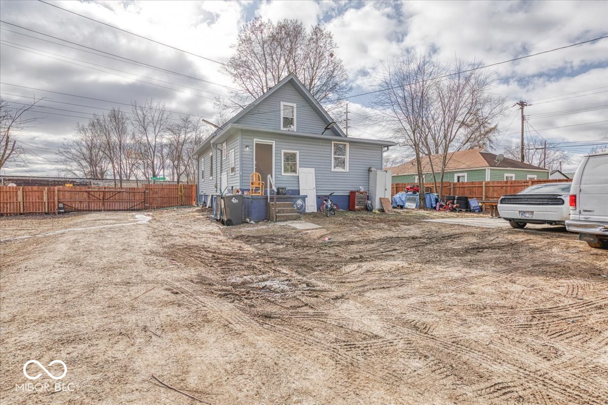 Homes for sale in Indianapolis, IN | 4712 Vandalia Ave, Indianapolis, IN 46241 | MLS# 22080333
