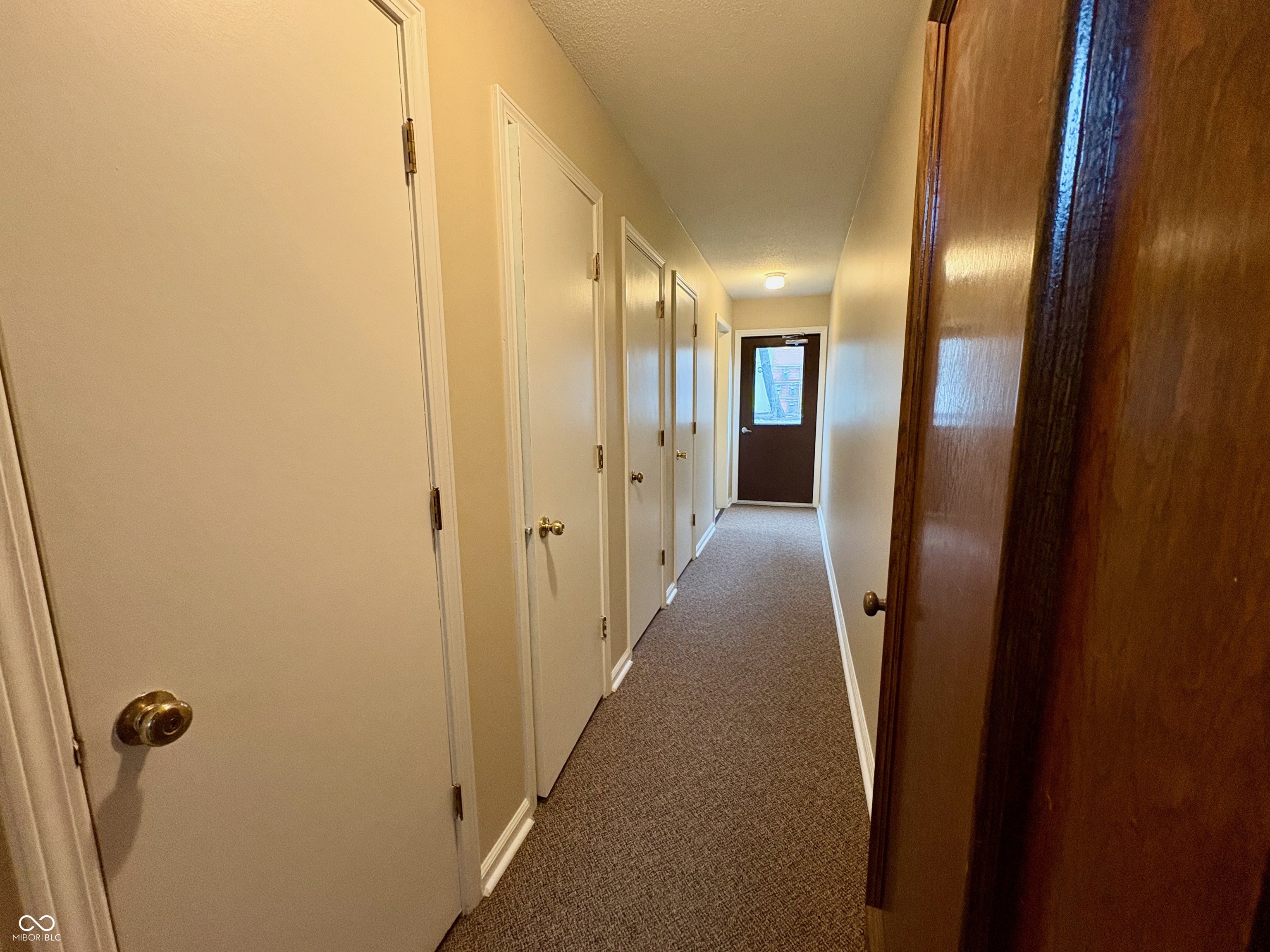 Homes for sale in Carmel, IN | 586 Hunters Dr #B, Carmel, IN 46032 | MLS# 22080365