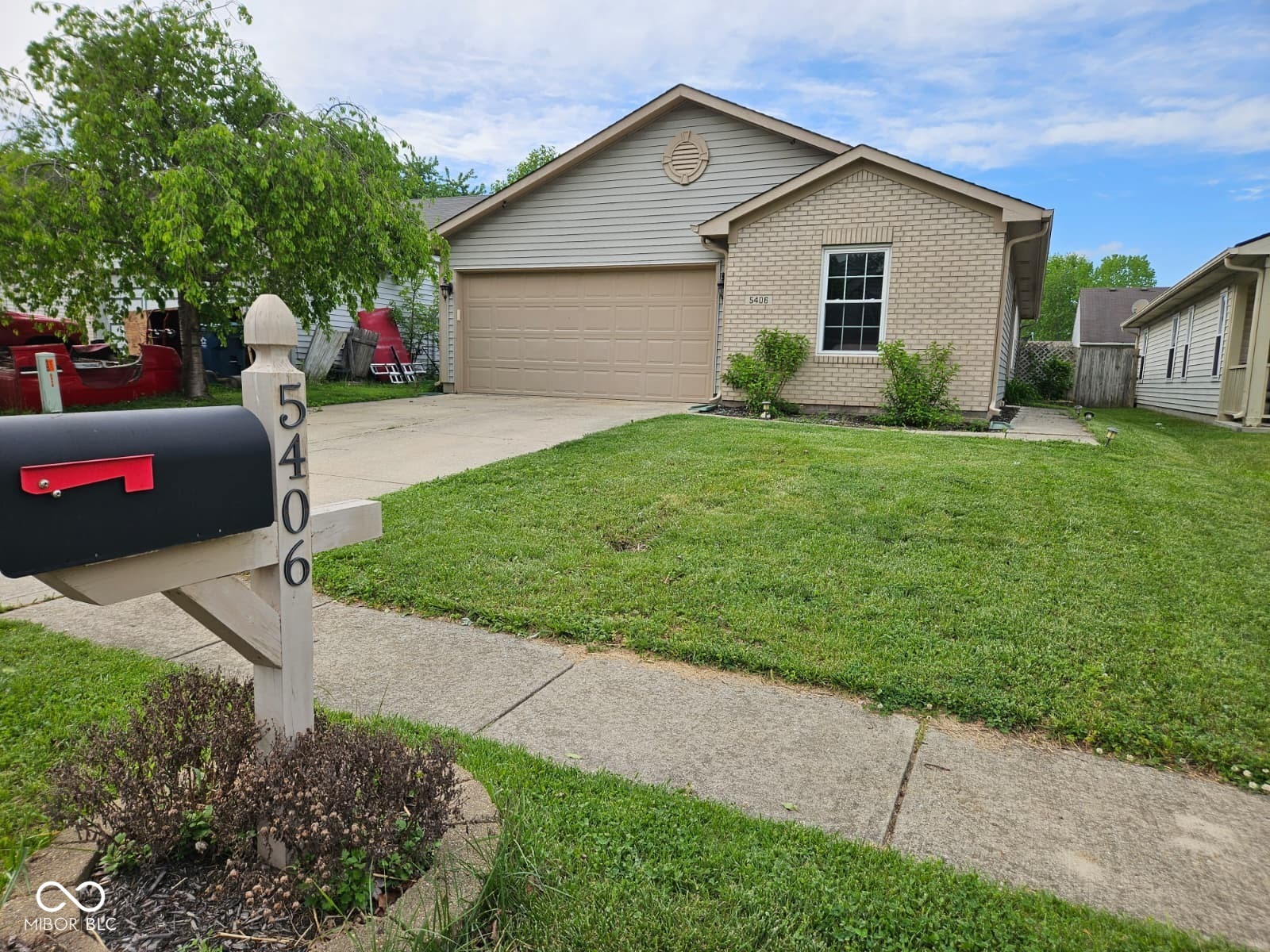 Homes for sale in Indianapolis, IN | 5406 Cradle River Ct, Indianapolis, IN 46221 | MLS# 22080789