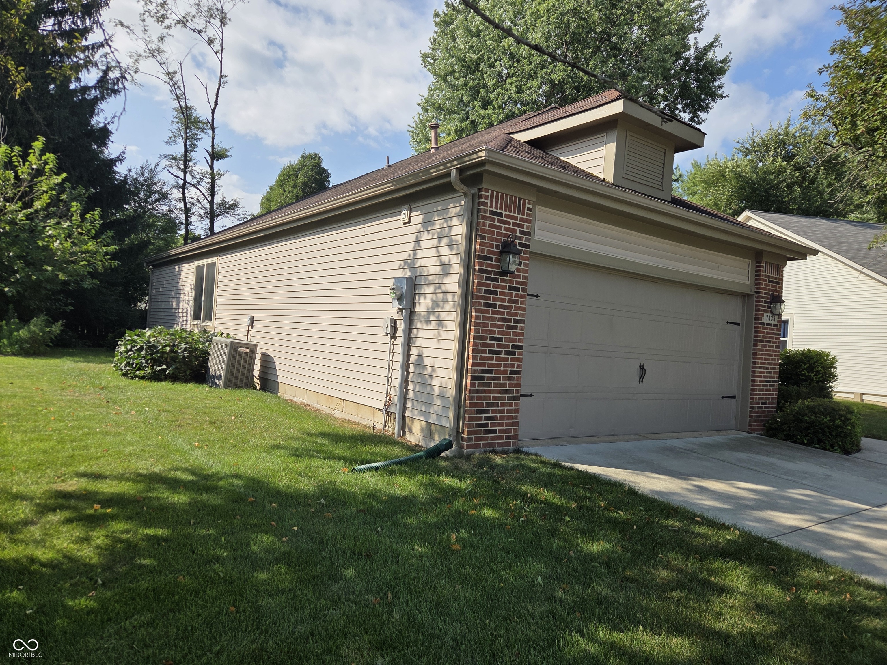 3rd image of 7438 Deville Ct, Indianapolis, IN 46256 | MLS# 22082121