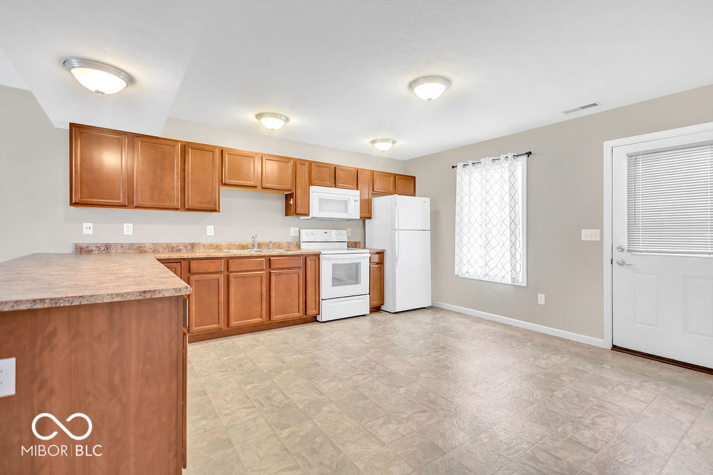 Homes for sale in Bloomington, IN | 1250 W Adams Hill Cir #APT 503, Bloomington, IN 47403 | MLS# 22082959