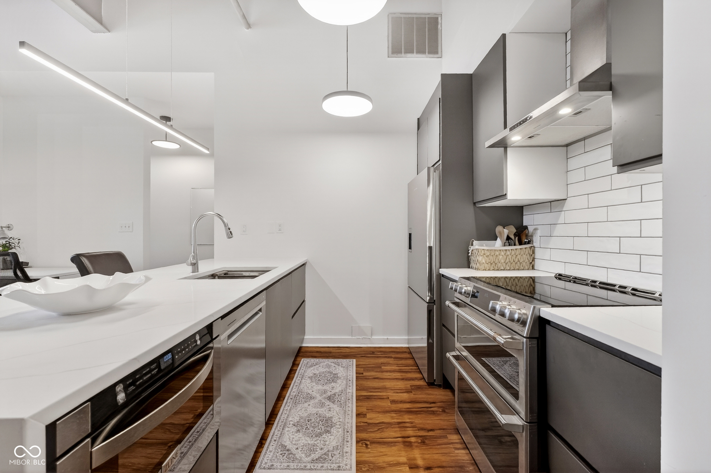 Homes for sale in Indianapolis, IN | 430 N Park Ave #101, Indianapolis, IN 46202 | MLS# 22085643