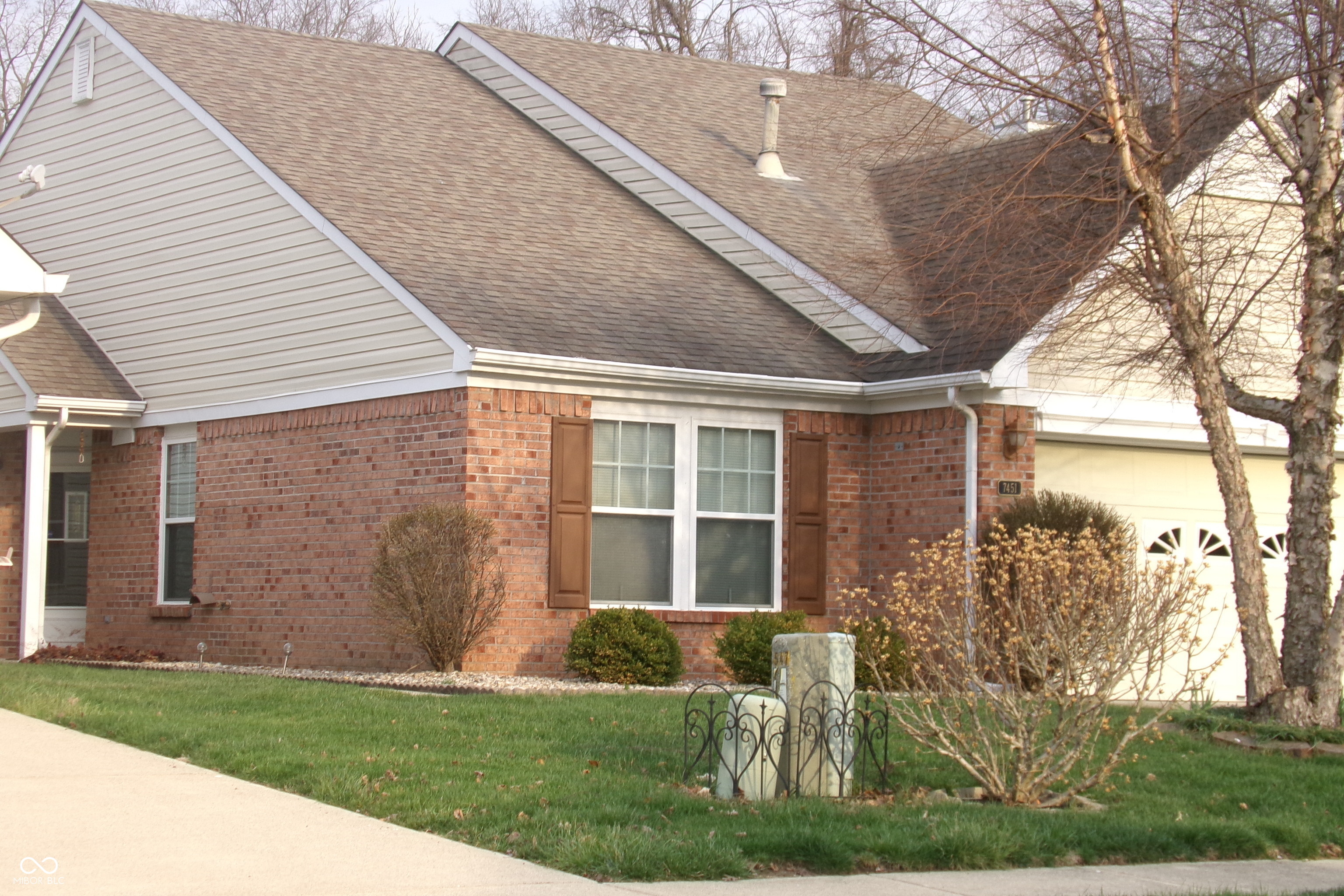 Homes for sale in Indianapolis, IN | 7451 Oak Knoll Dr, Indianapolis, IN 46217 | MLS# 22086543