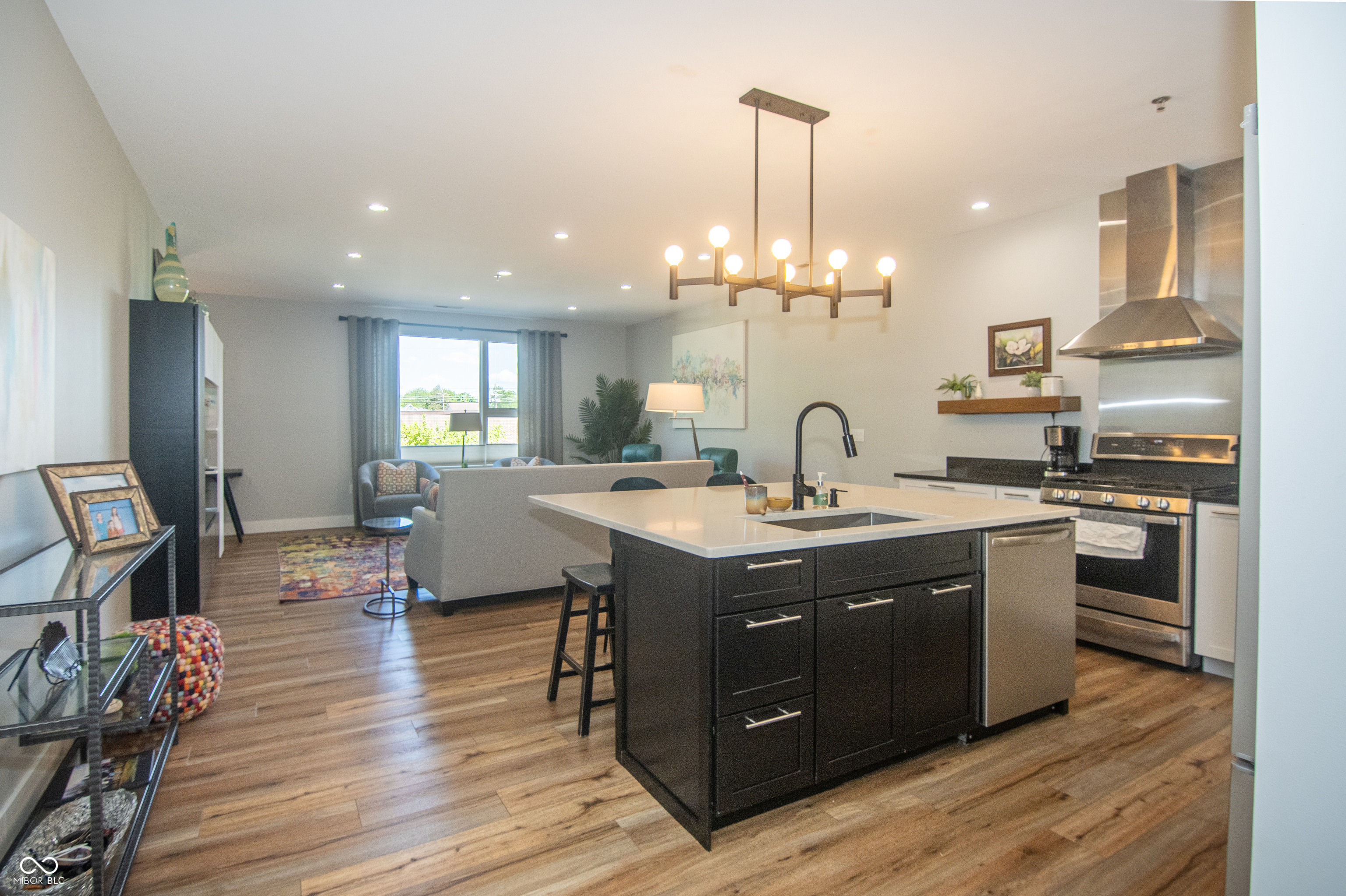 3rd image of 1014 Jackson St, Columbus, IN 47201 | MLS# 22088874
