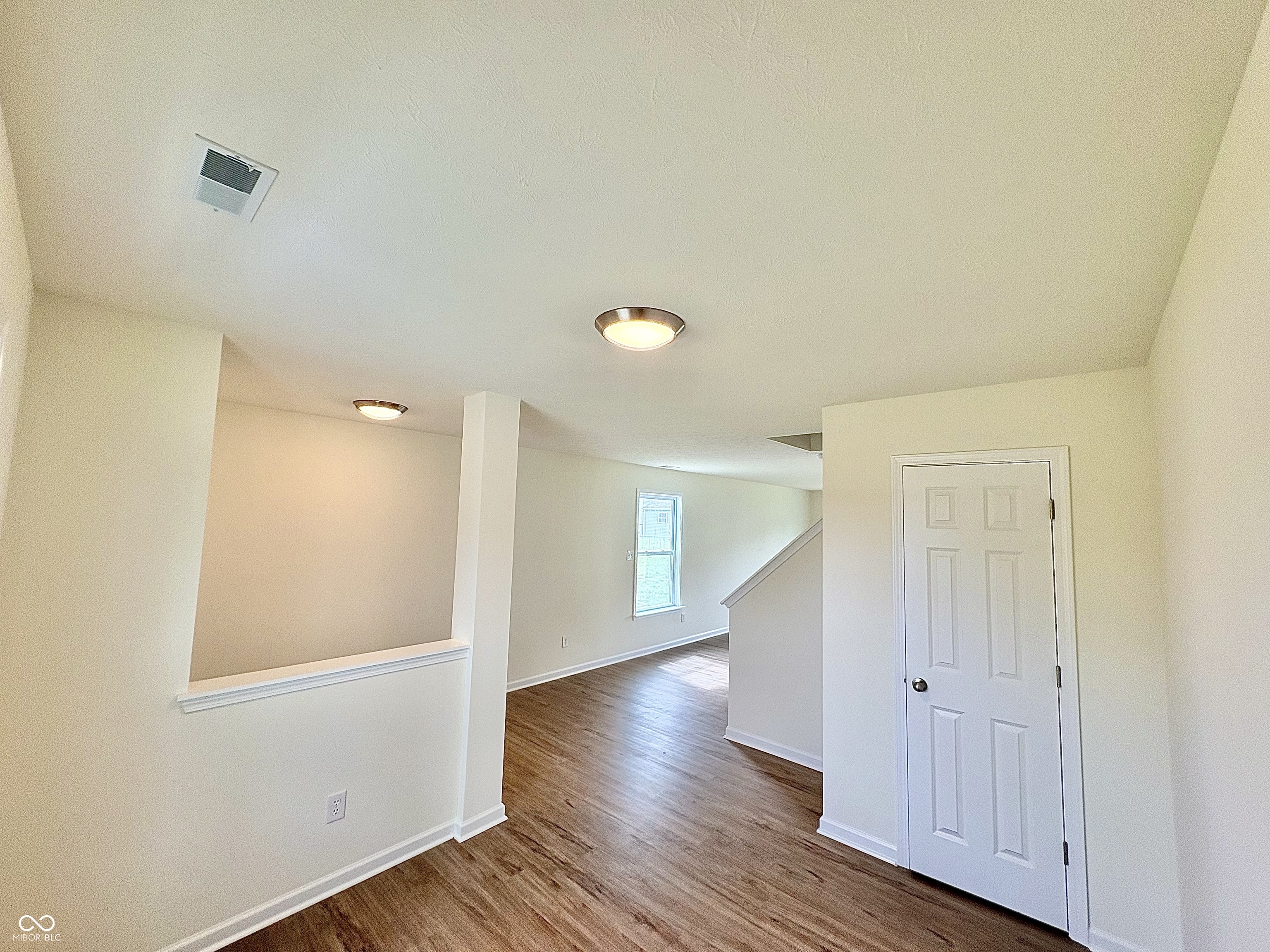 4th image of 3629 Berkdale Dr, Columbus, IN 47203 | MLS# 22091513