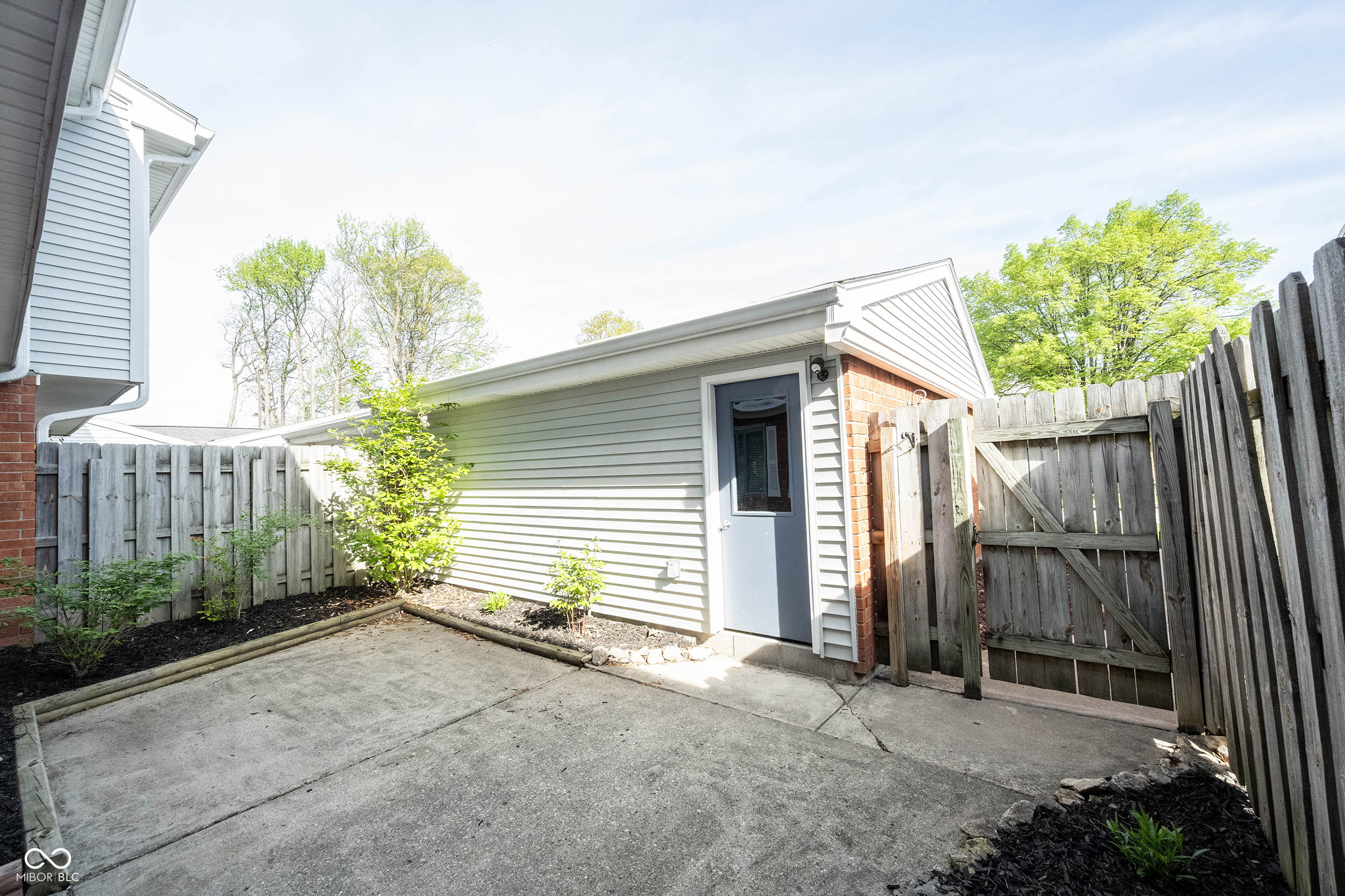 5th image of 7621 Vintage Ct, Lawrence, IN 46226 | MLS# 22092912