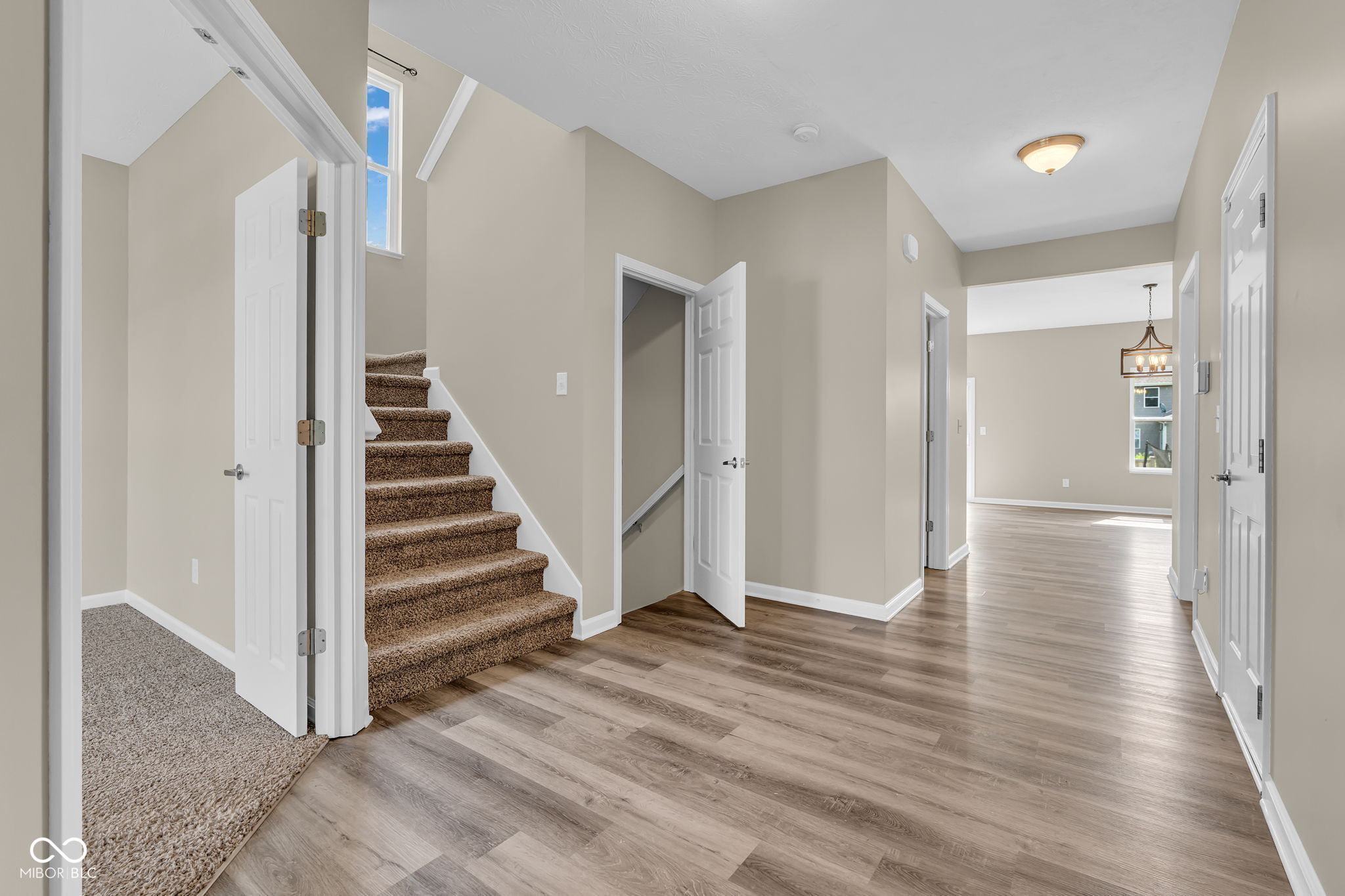 4th image of 2239 Summer Shore Dr, Greenwood, IN 46143 | MLS# 22094193