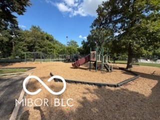 4th image of 3235 Citadel Ct, Indianapolis, IN 46268 | MLS# 22094541