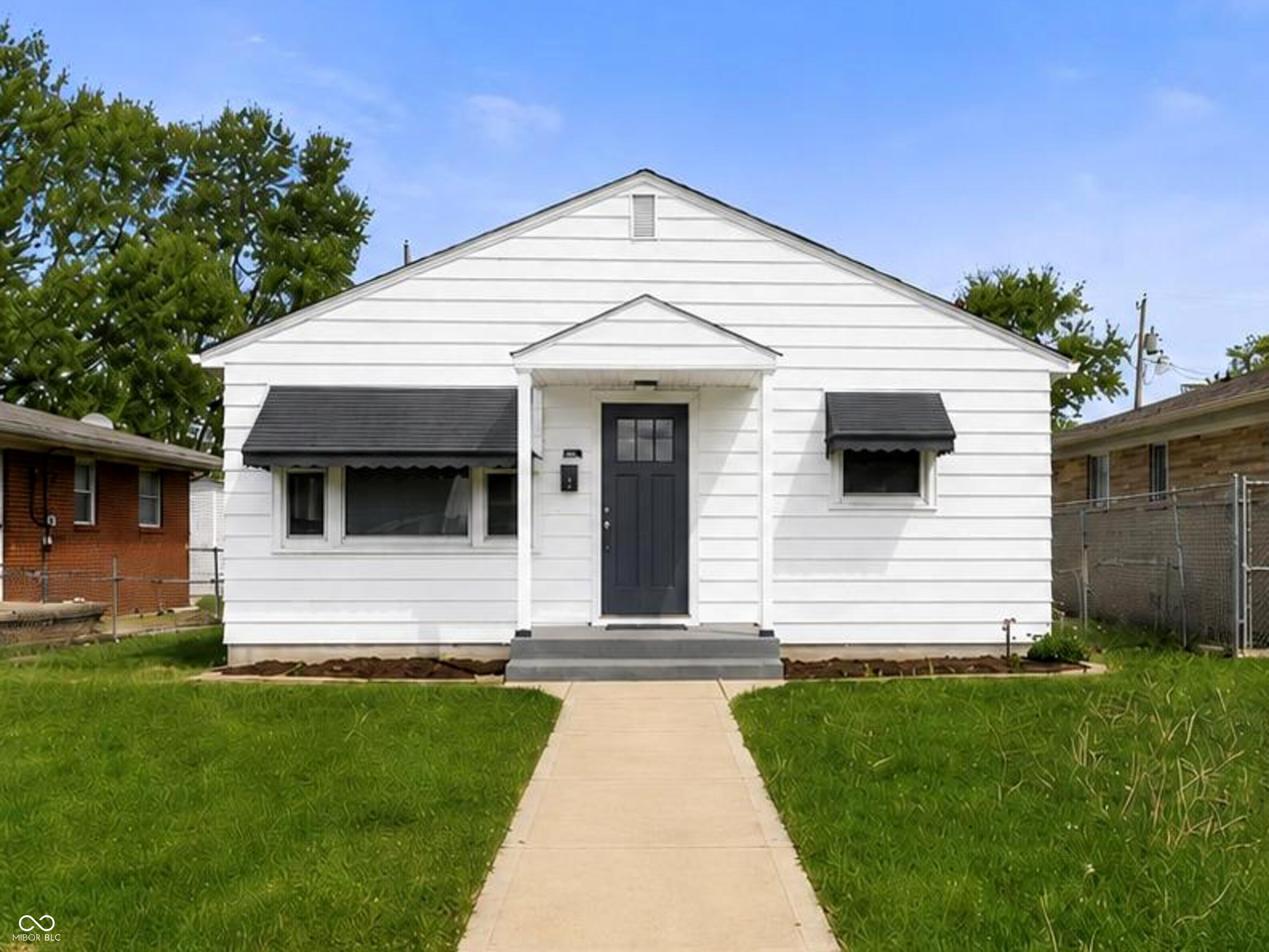 1st image of 325 N 7th Ave, Beech Grove, IN 46107 | MLS# 22097227