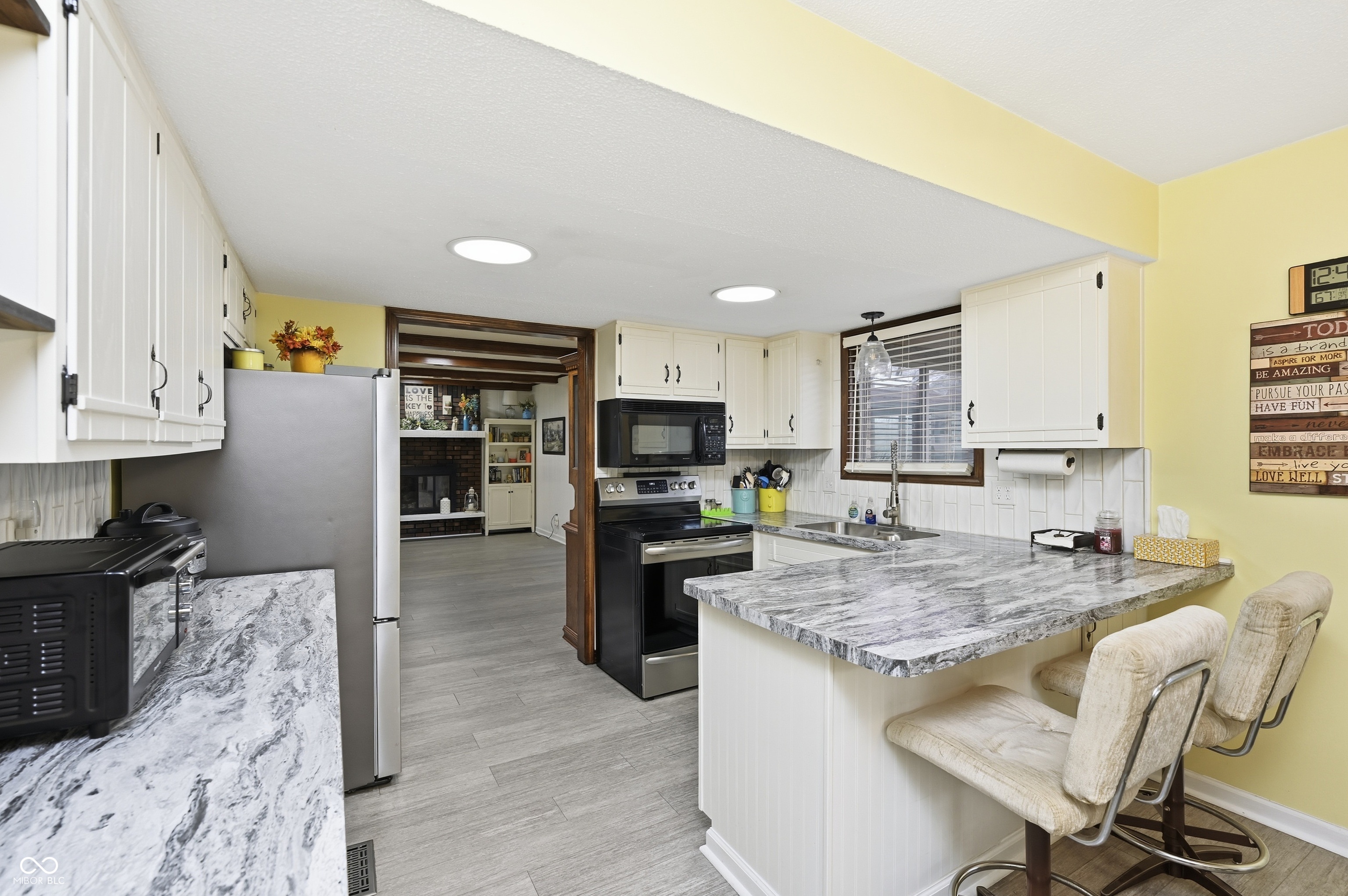 5th image of 634 Teton Trl, Indianapolis, IN 46217 | MLS# 22097243