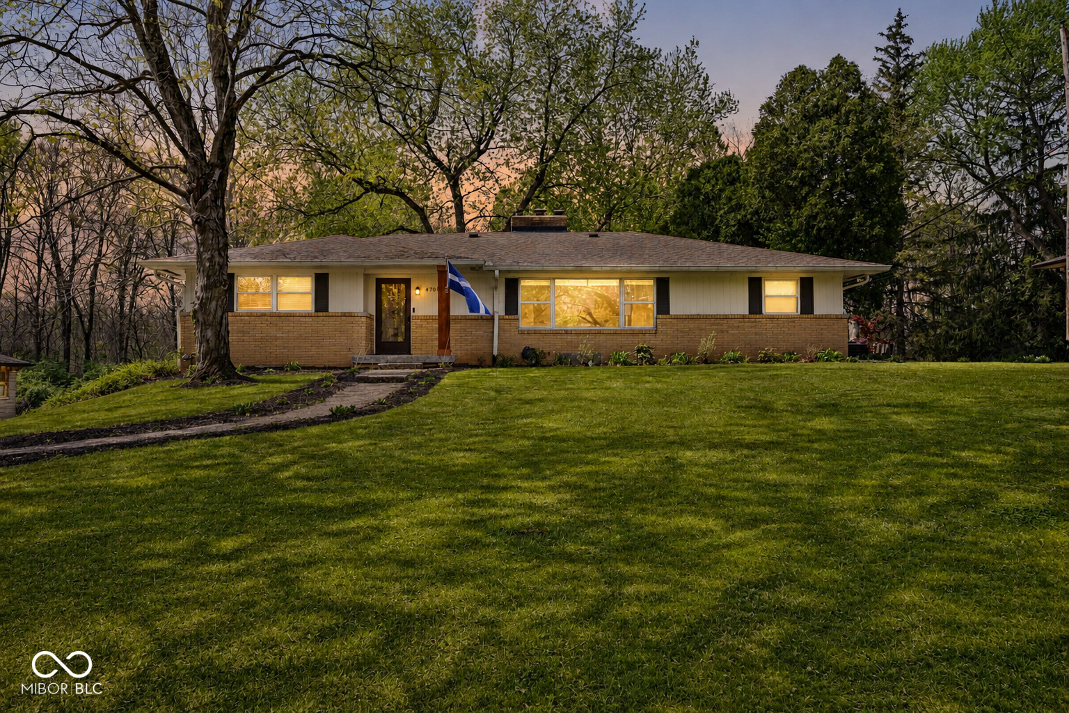 1st image of 4709 Andover Sq, Indianapolis, IN 46226 | MLS# 22097327